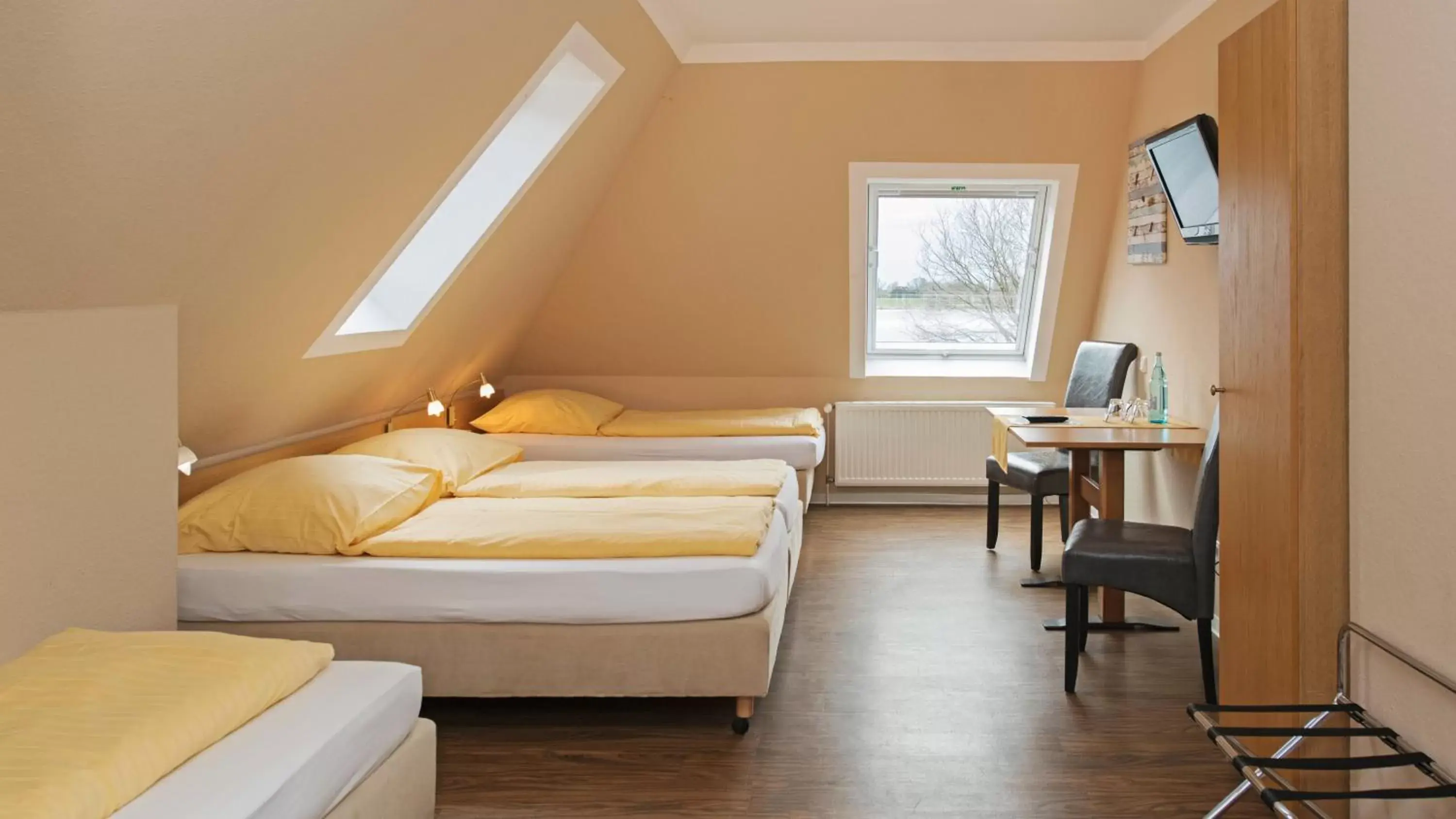 Triple Room in Achilleon III Triple Room in Achilleon III