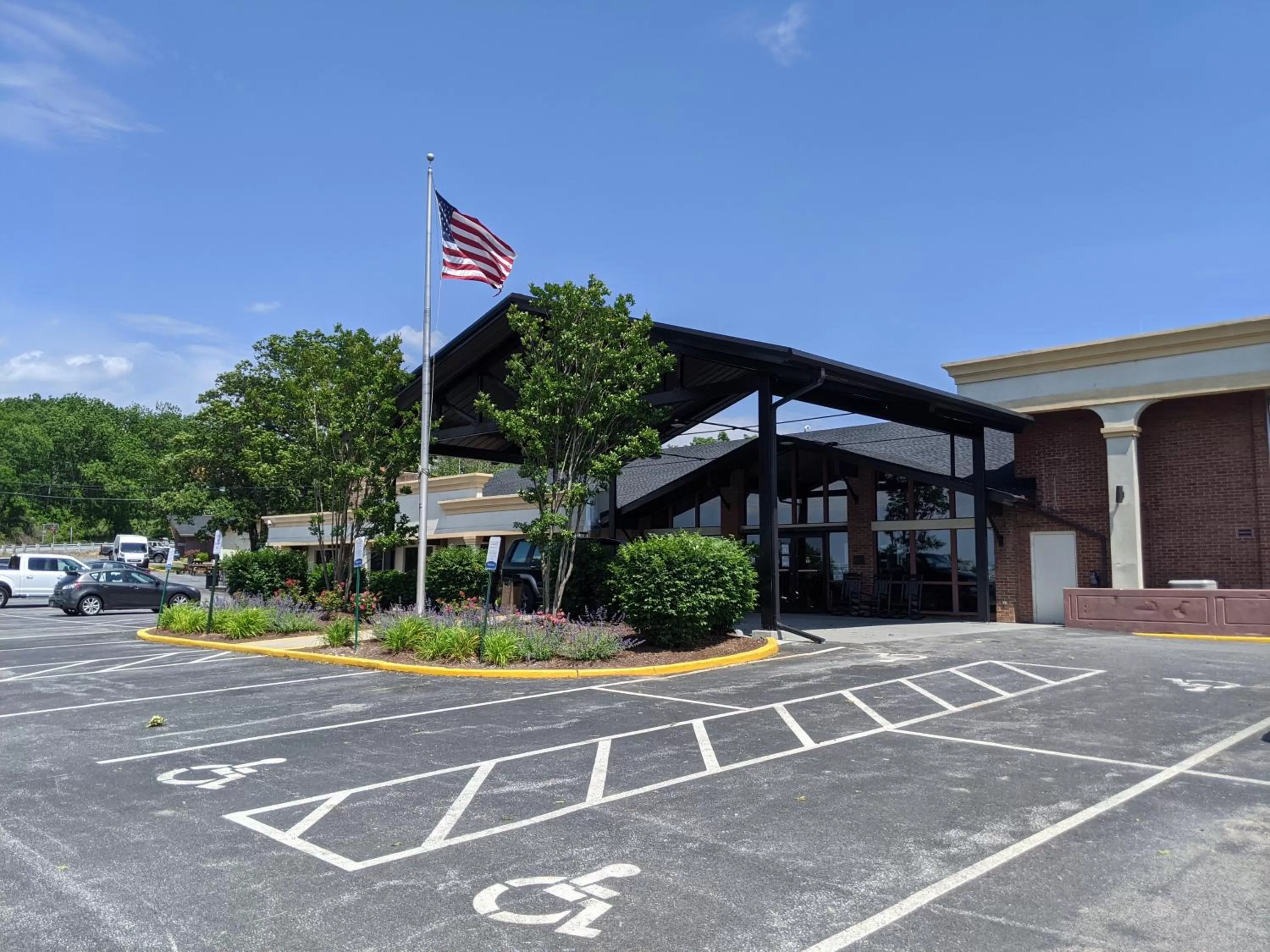 Property building in Clarion Inn Harpers Ferry-Charles Town