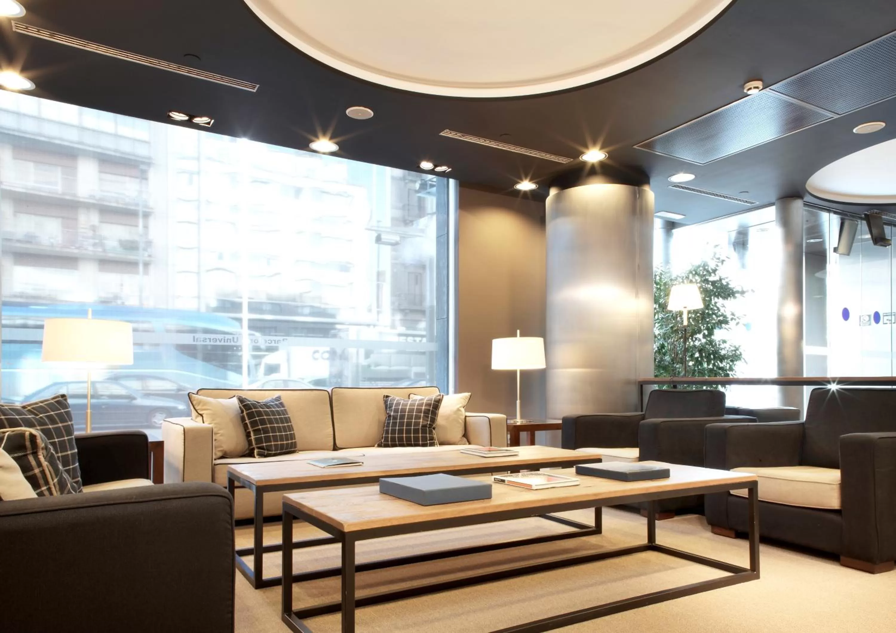 Lobby or reception in Hotel Barcelona Universal