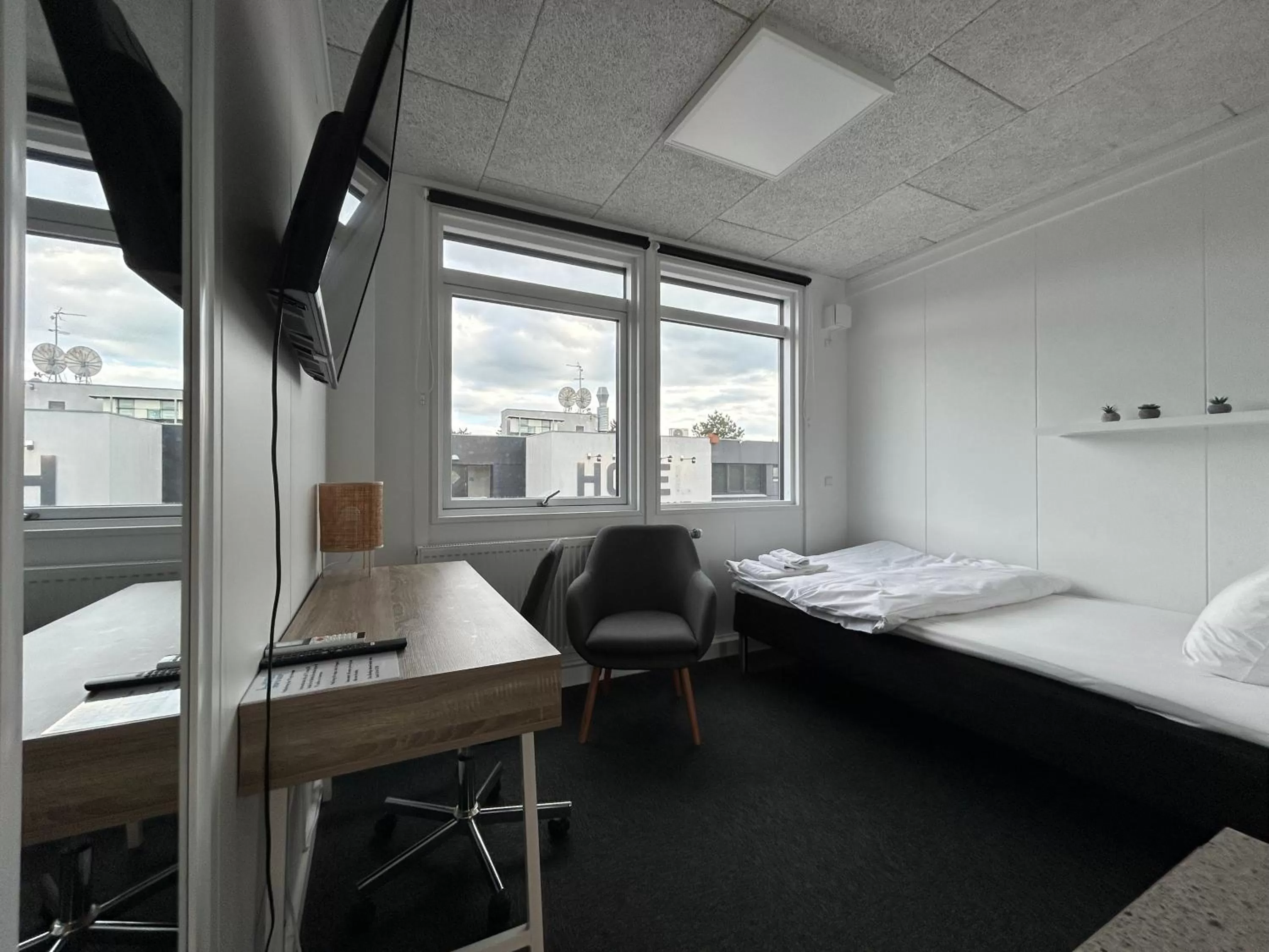 Bedroom in Stop'n Sleep Hotel