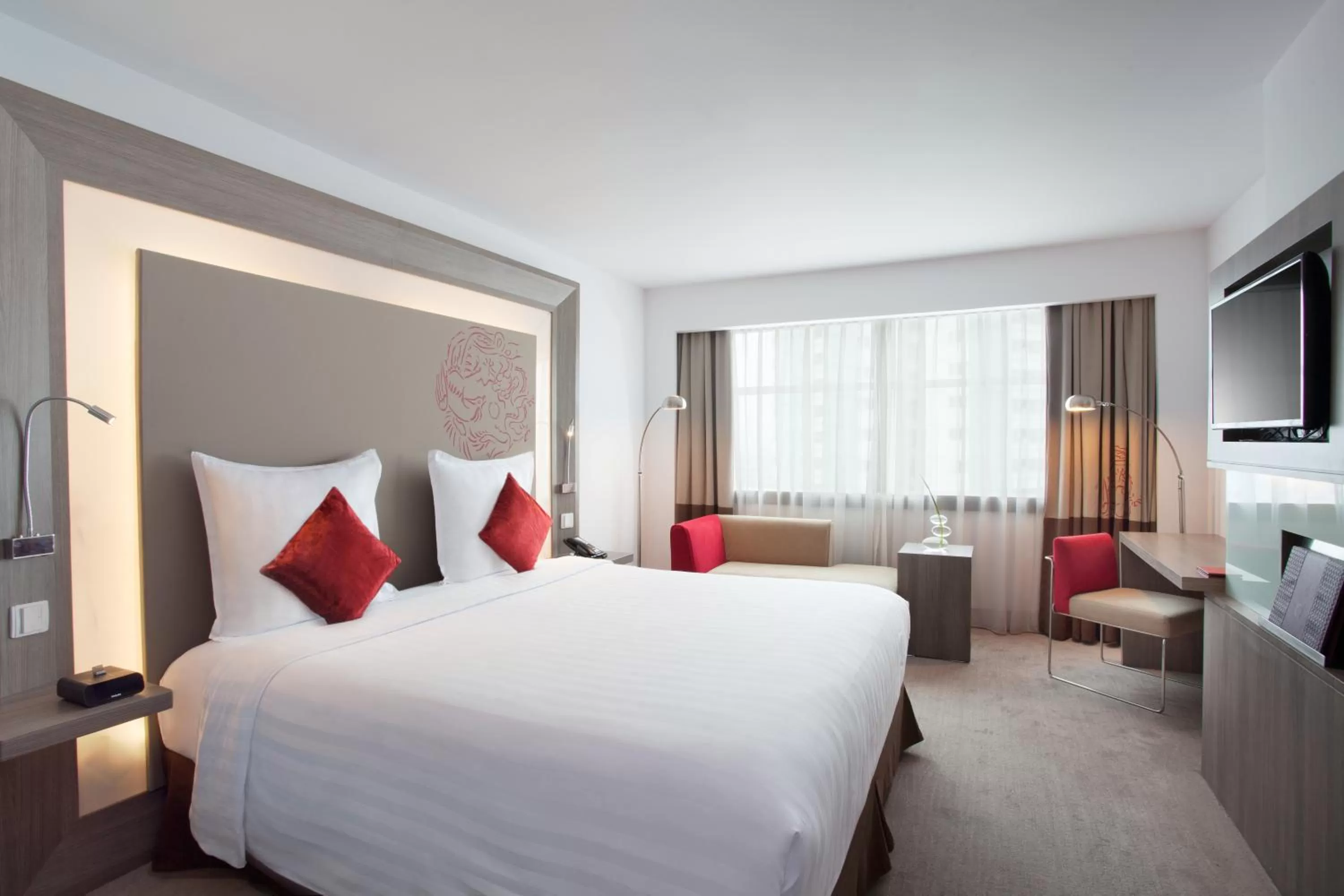 Bedroom, Bed in Novotel Jakarta Gajah Mada