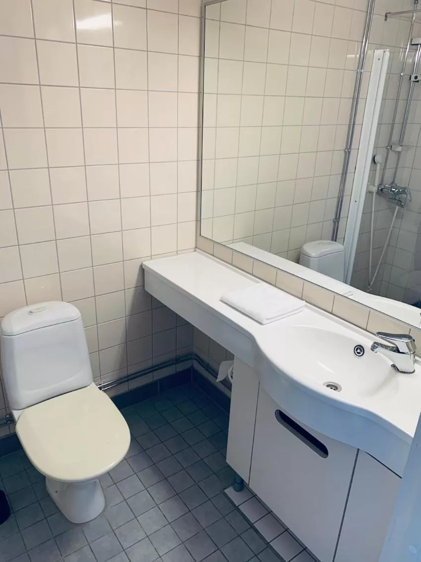 Bathroom in Hotelli Uninen Kotka