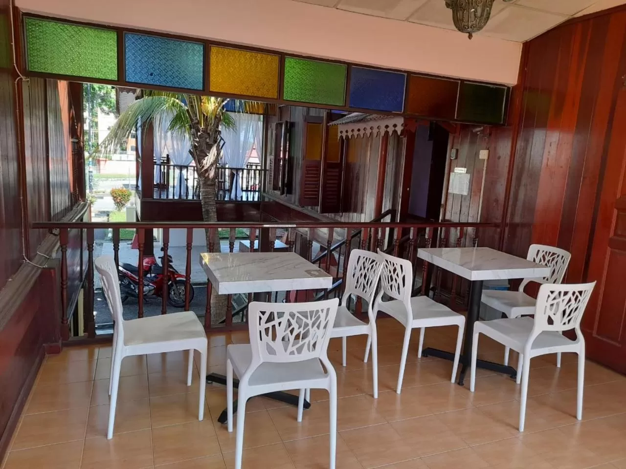 Restaurant/Places to Eat in MORTEN VILLA MELAKA