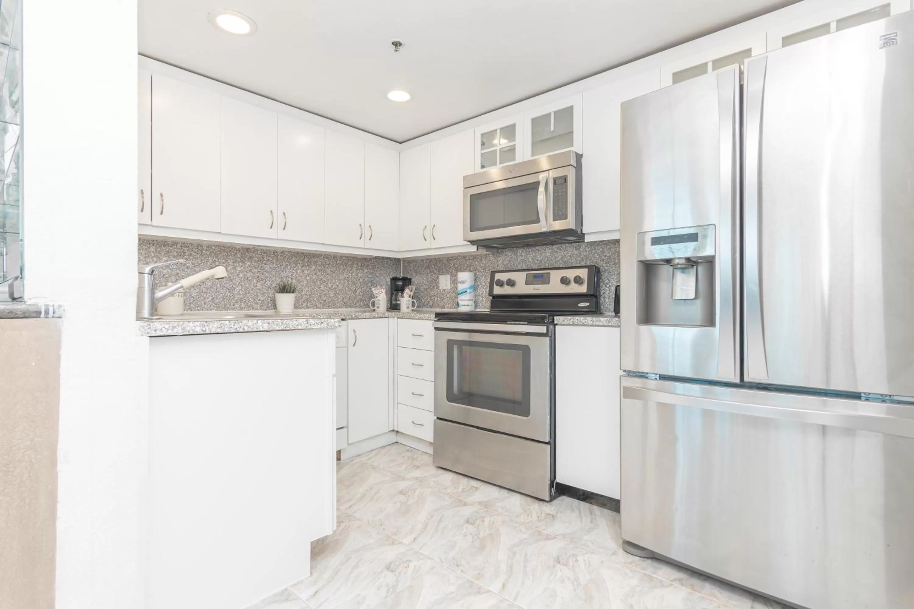 Kitchen or kitchenette, Kitchen/Kitchenette in Girasole Rentals