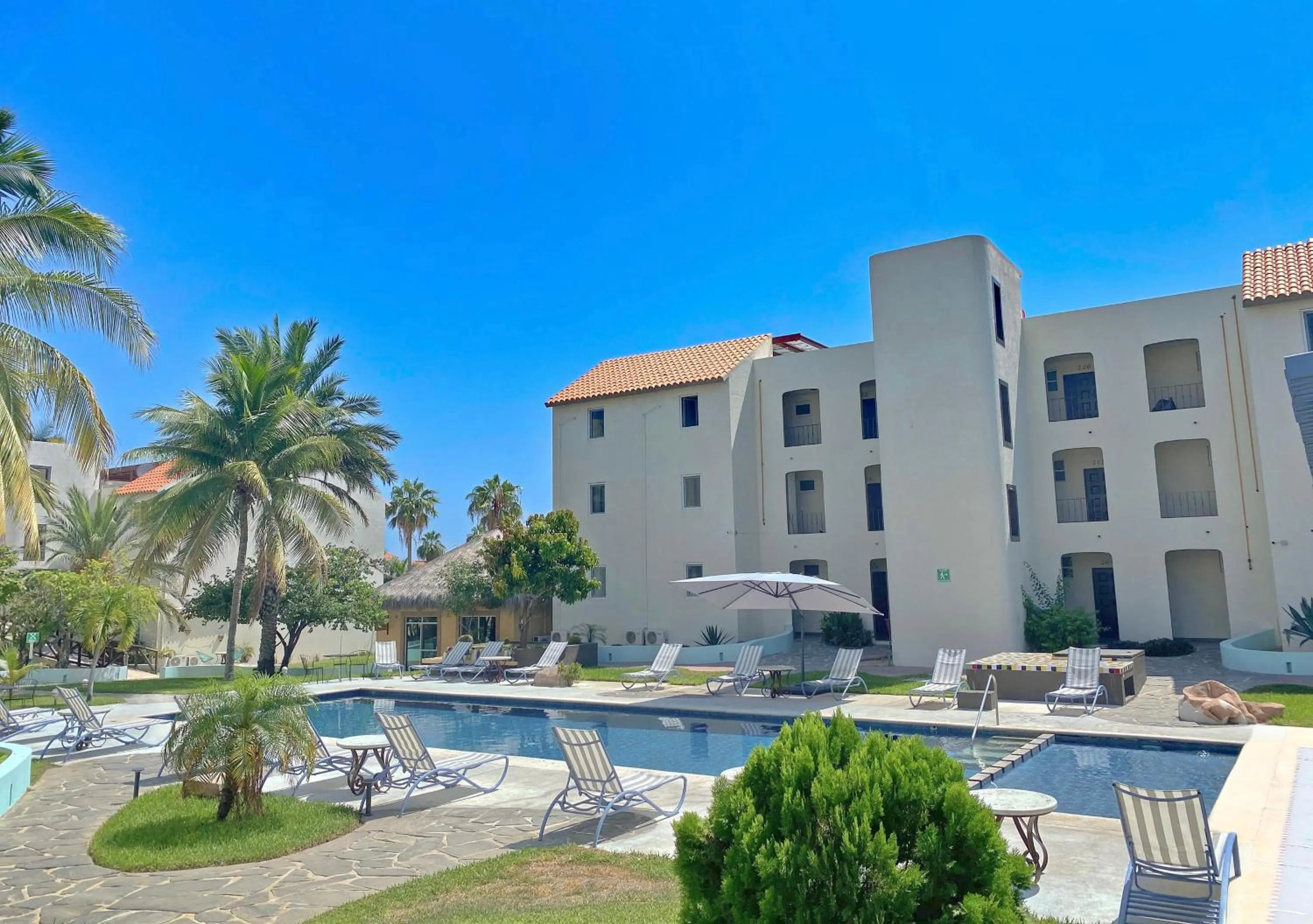 Swimming pool in Santa Maria del Cabo
