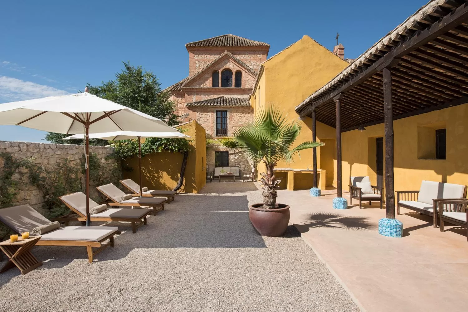 Patio in Hotel Cortijo del Marqués