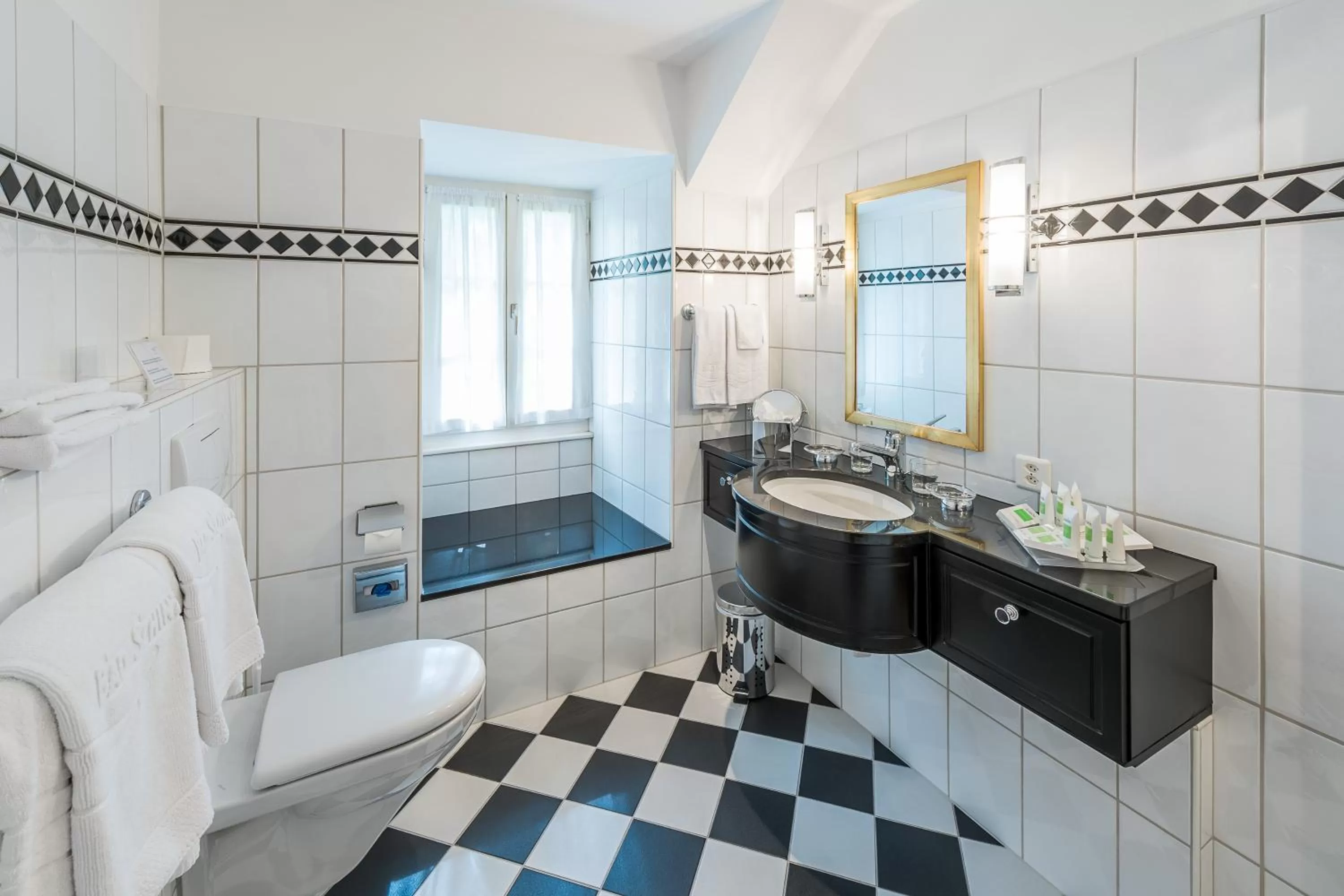 Bathroom in Kurhotel Im Park