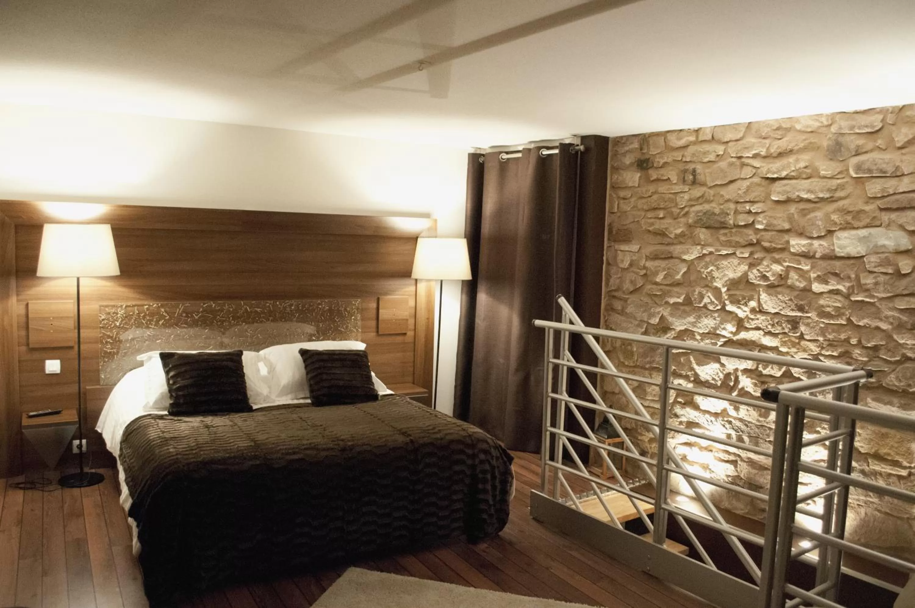 Bed in Chambres d'hôtes - L'Ecurie Obernai