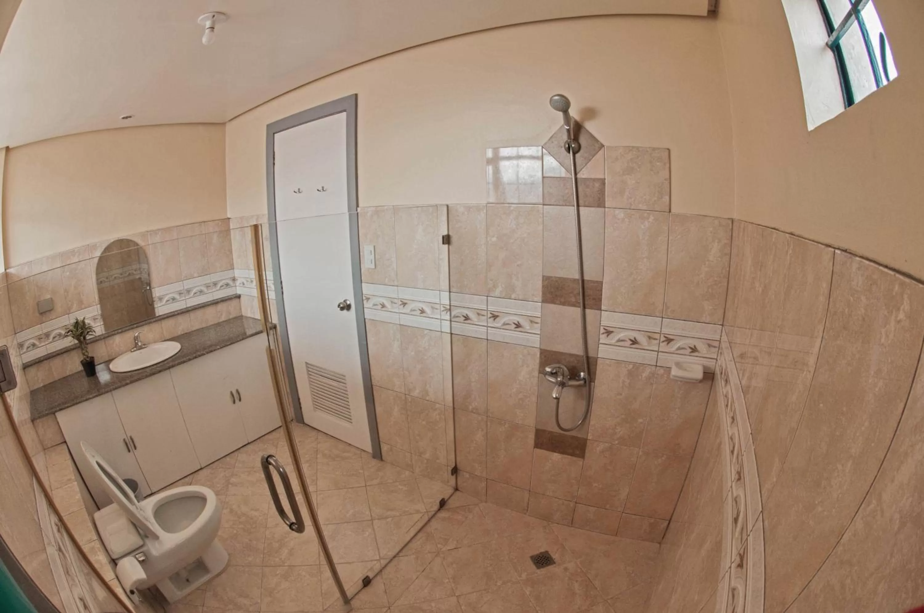 The Half House by Elmar Cabin