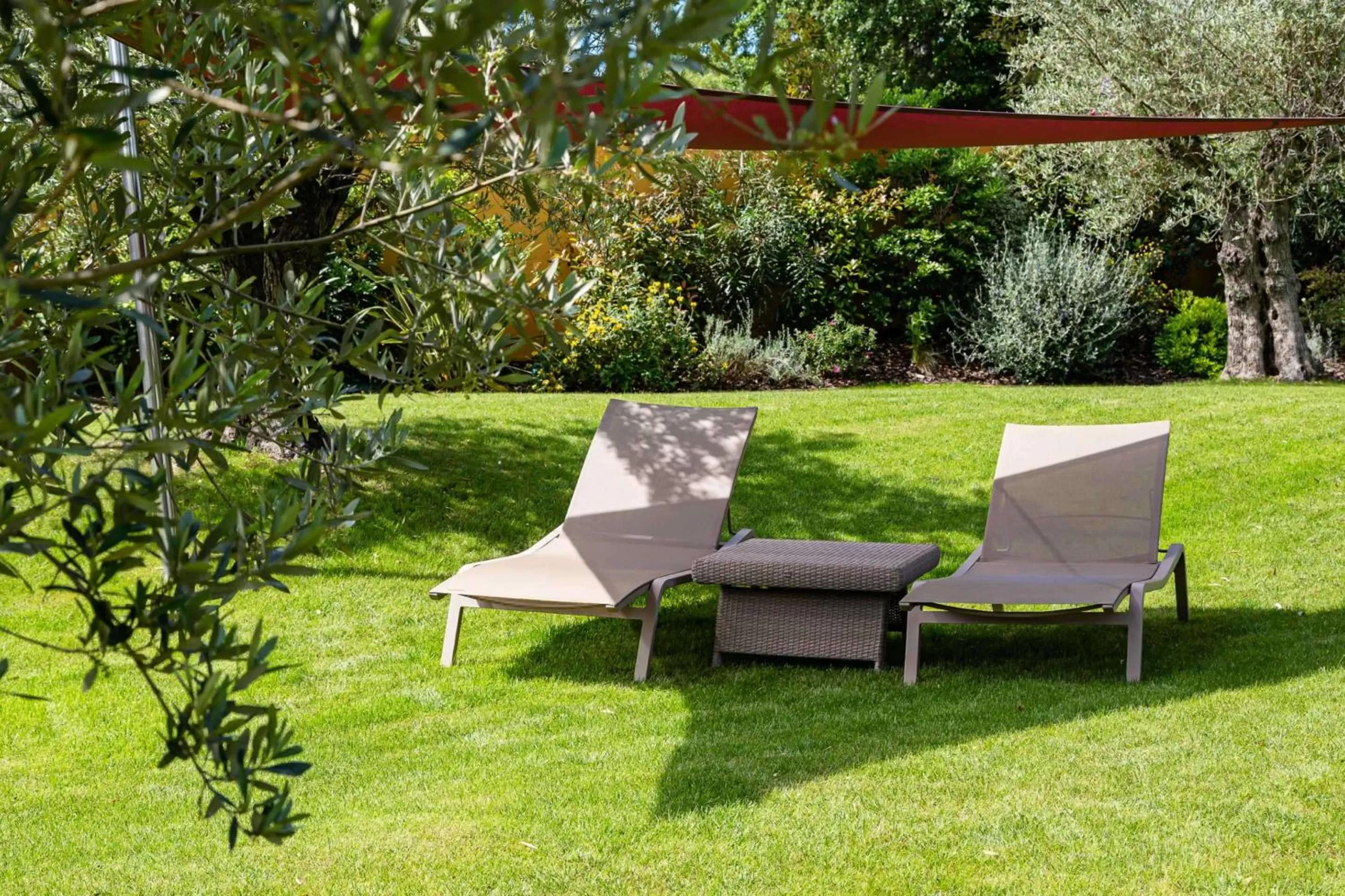 Property building in Best Western Plus Le Lavarin