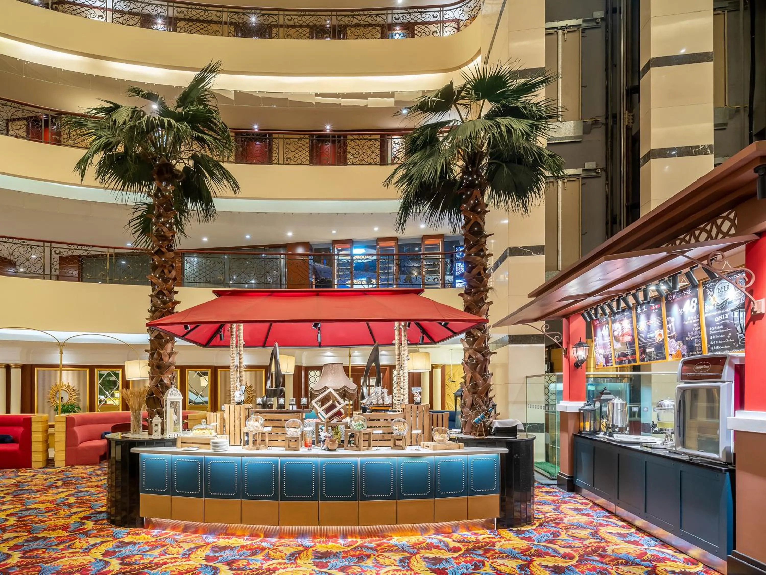 Lounge or bar in Wyndham Shanghai Hongqiao-Near NECC