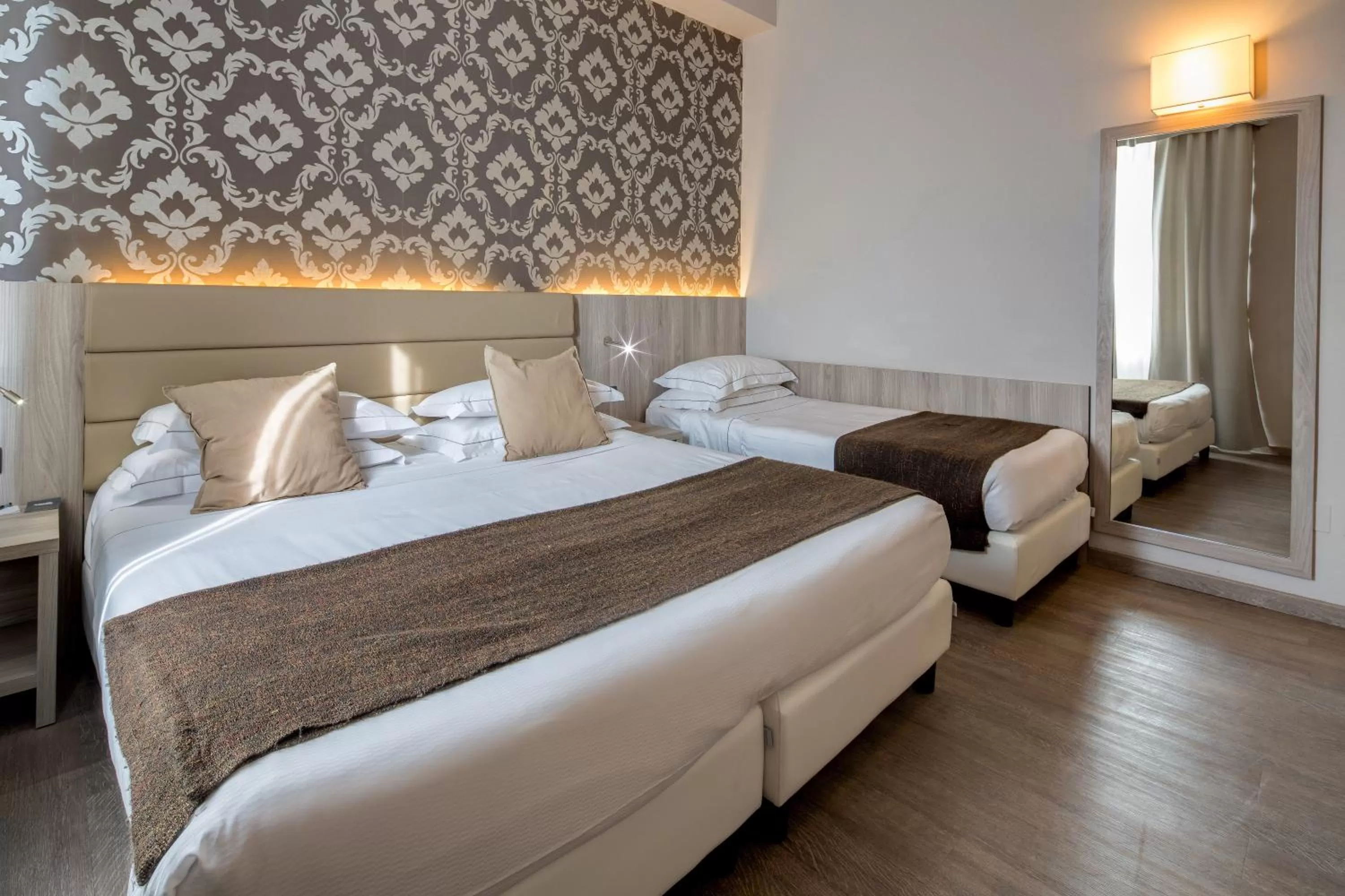 Bedroom, Bed in Hotel San Marco & Formula Club