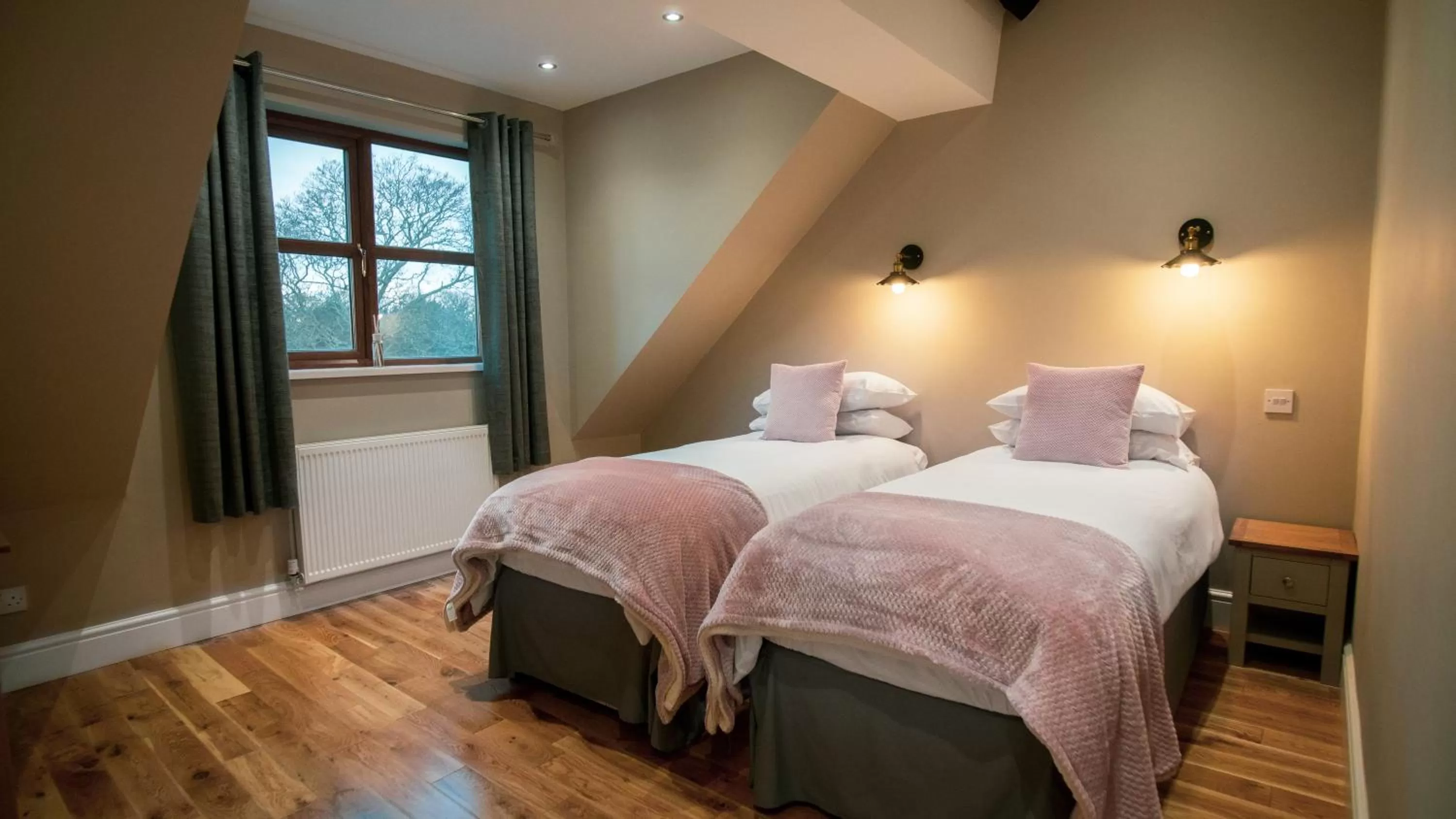 Bed in The Pebley Inn