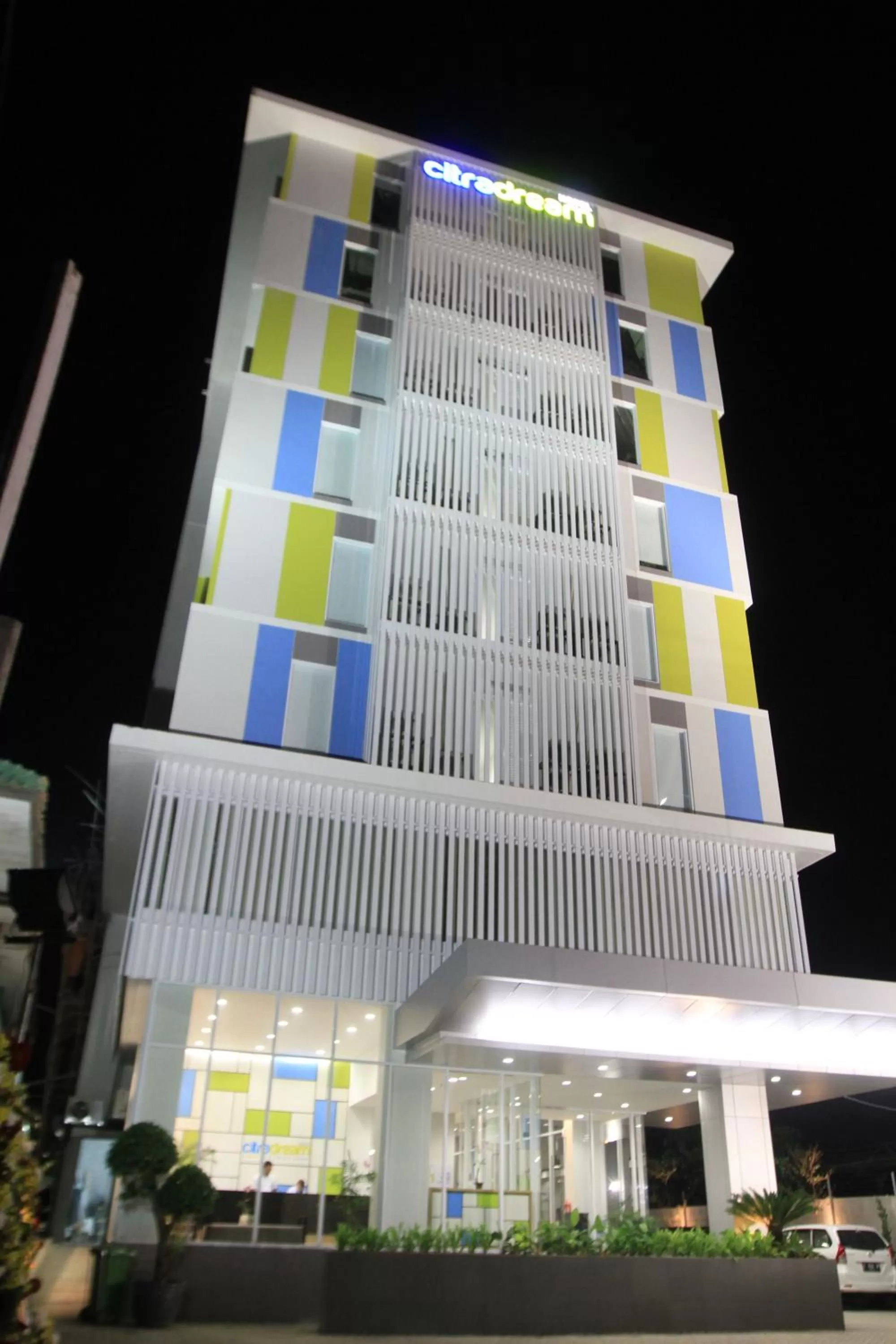 Property building in Hotel Citradream Cirebon