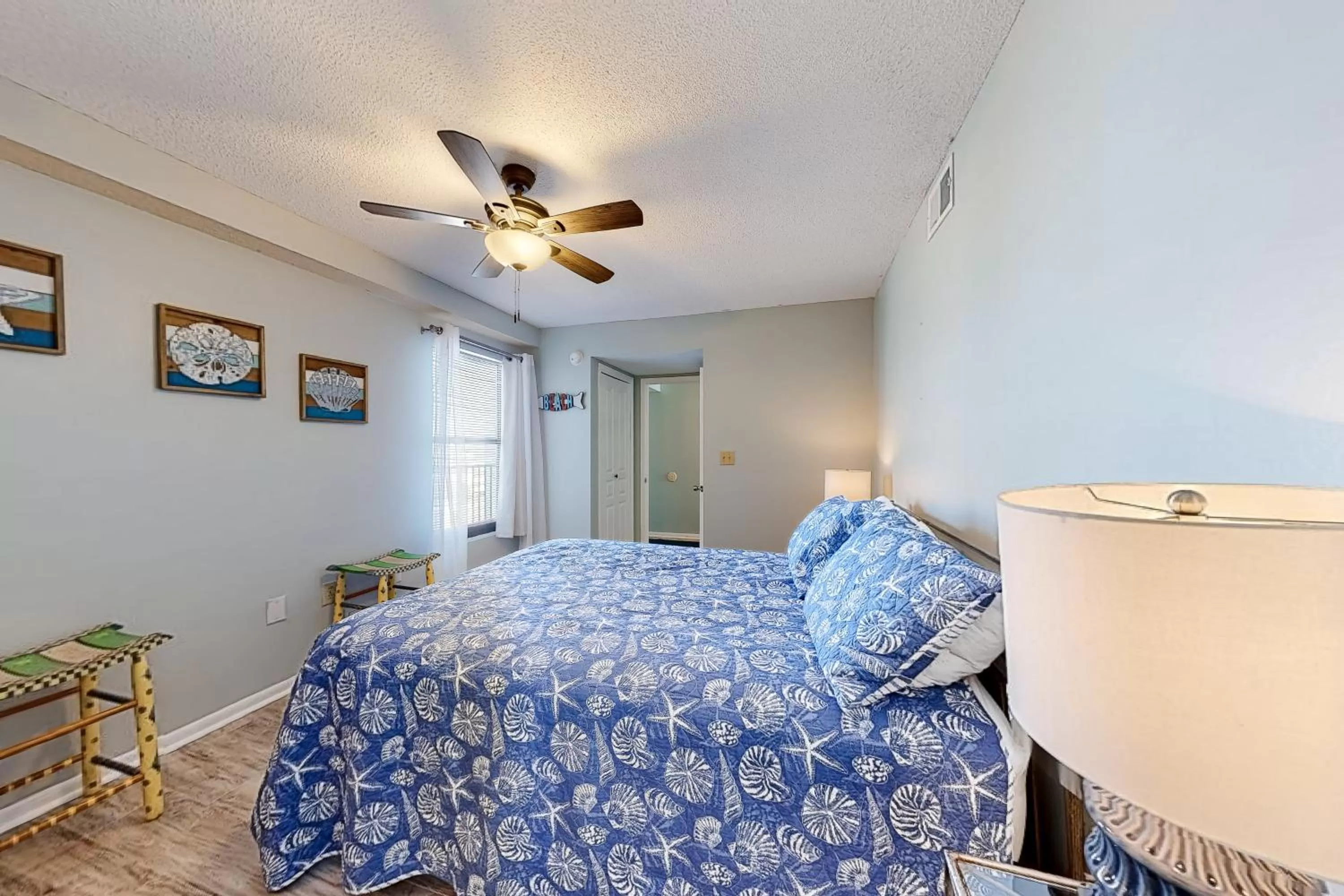 Bed in Island Winds West #578