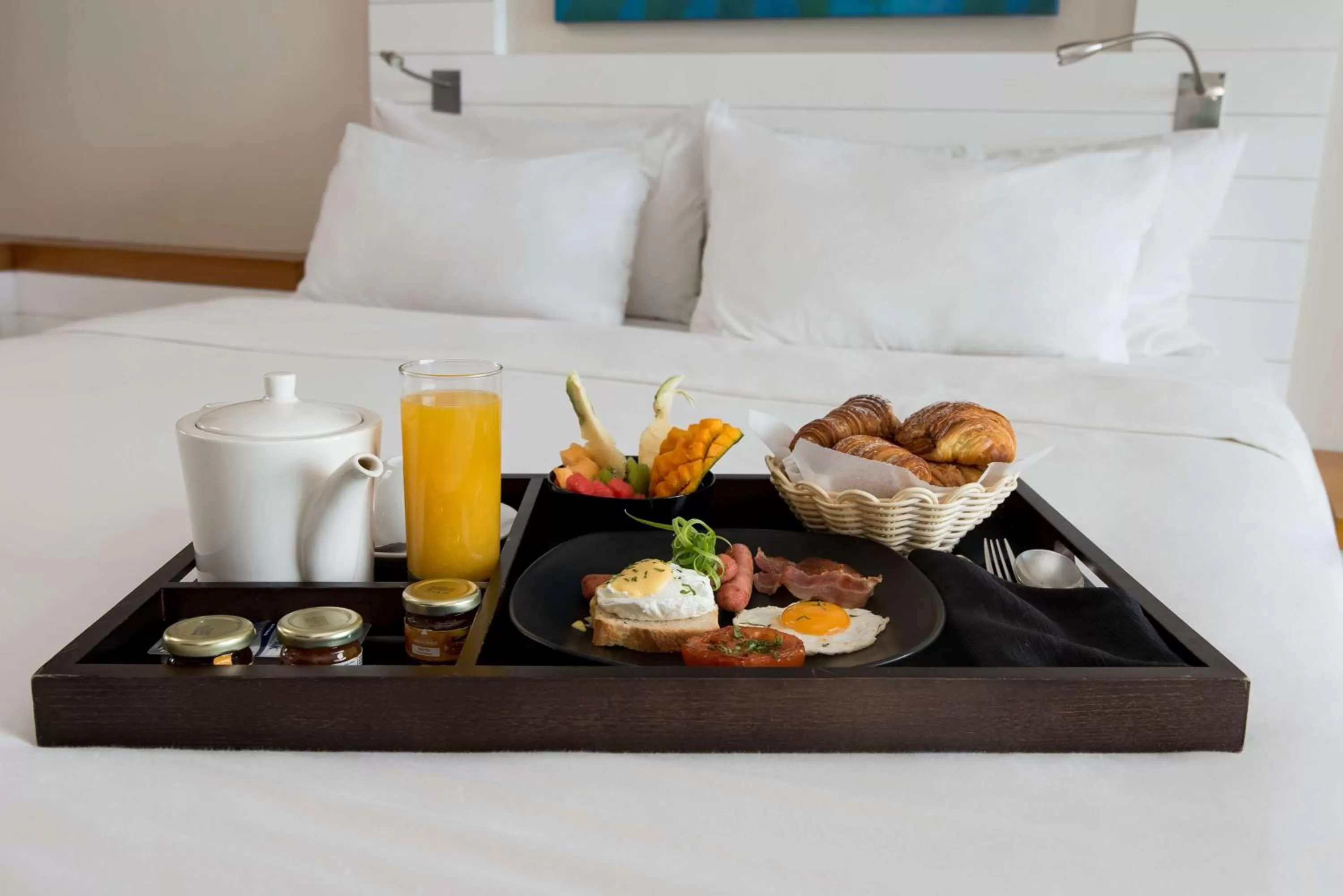 Restaurant/places to eat, Bed in Radisson Blu Poste Lafayette Resort & Spa (Adults Only)