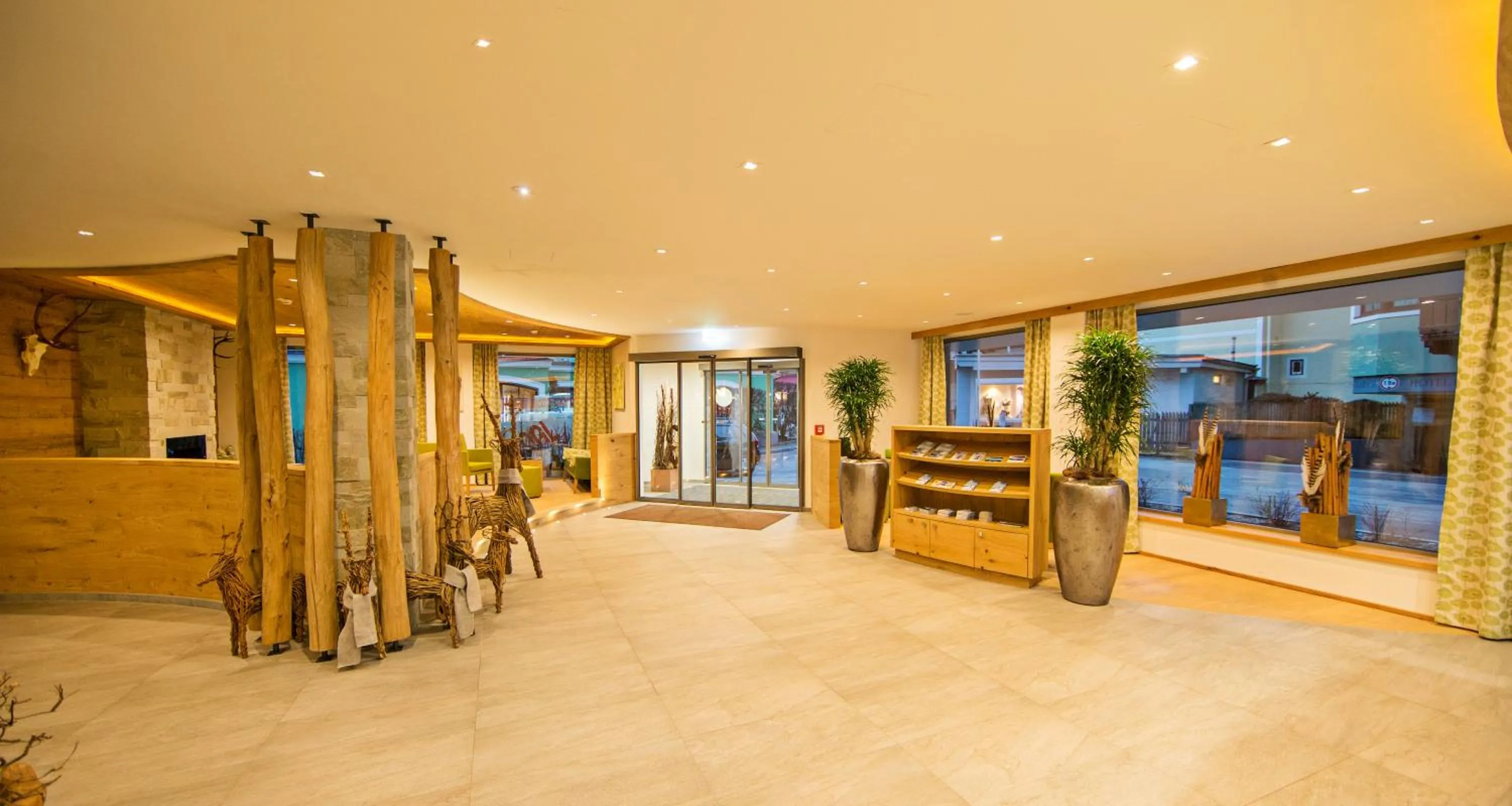 Lobby or reception in Hotel Grüner Baum