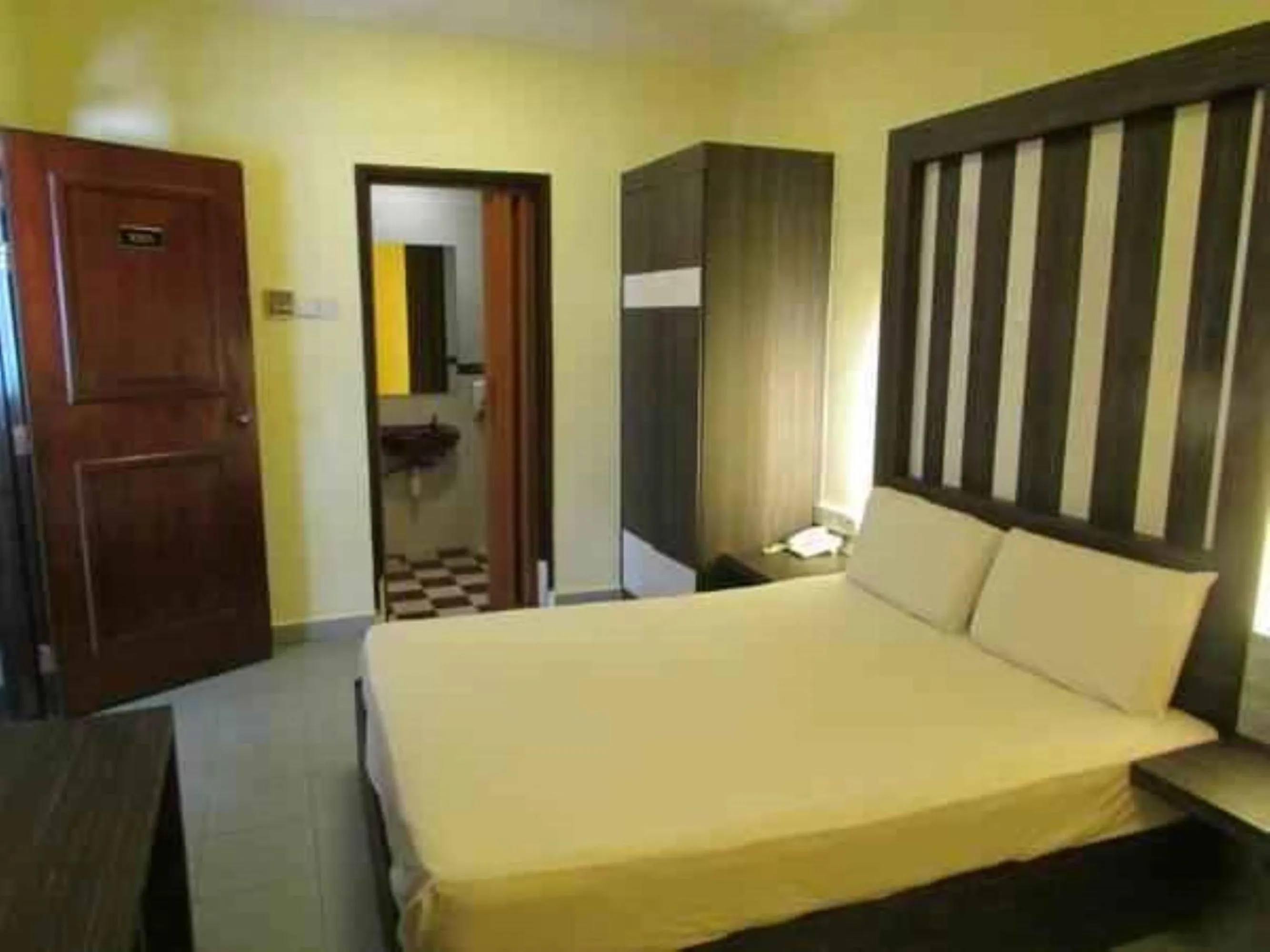 Bedroom, Bed in SENG WAH HOTEL