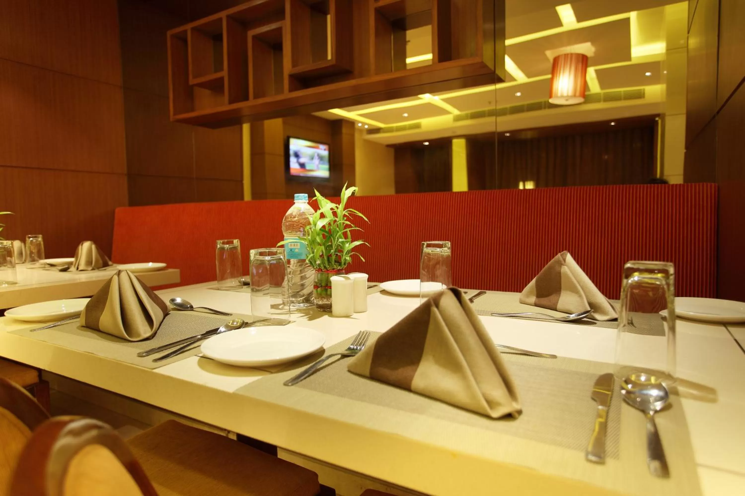 Restaurant/places to eat in Comfort Inn Legacy