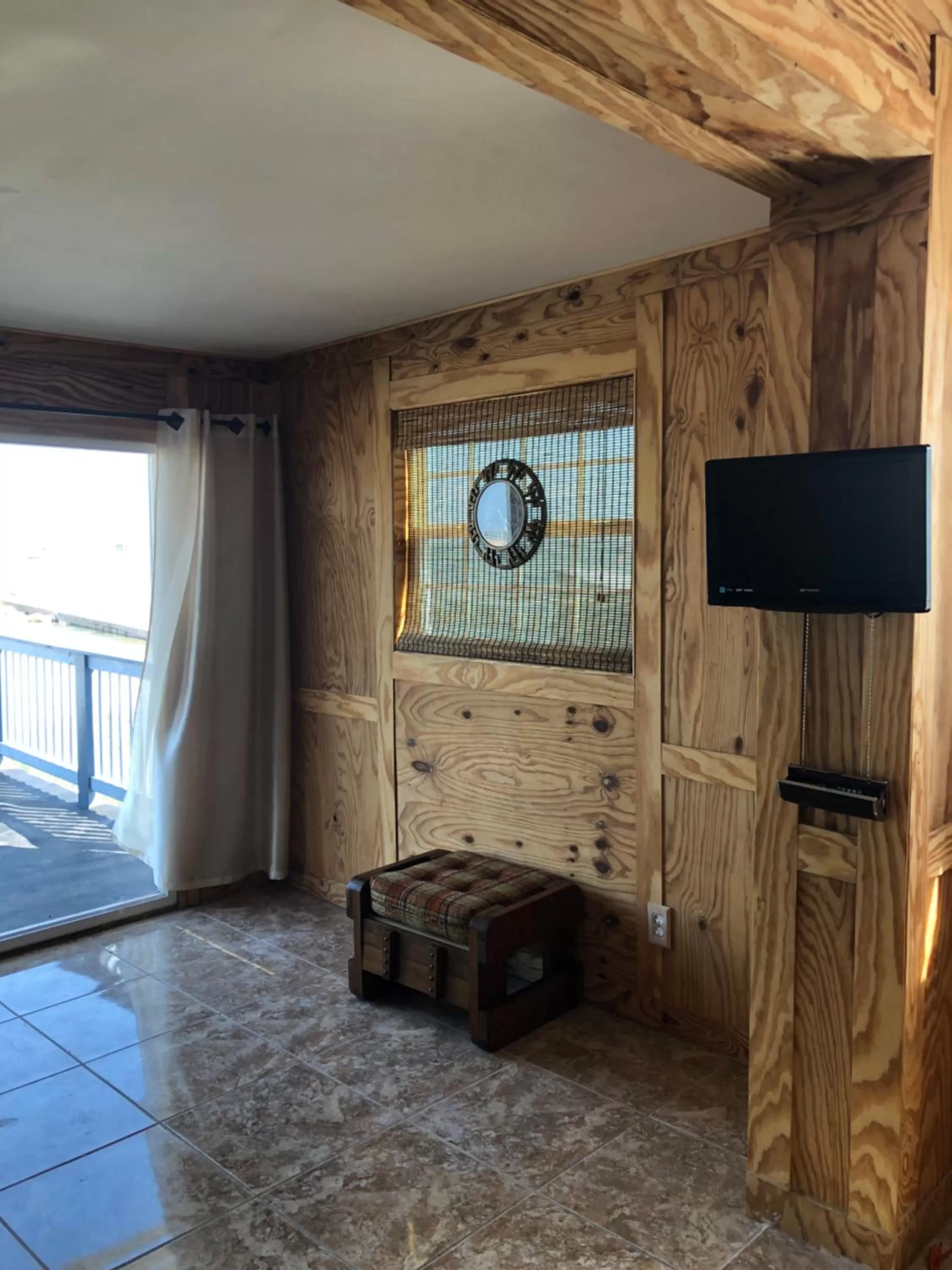Living room in Capri Beach Hotel