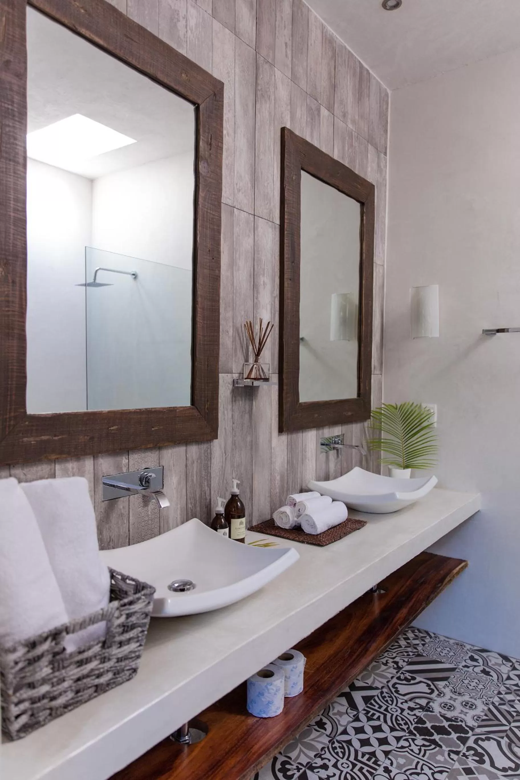 Bathroom in Villas H2O