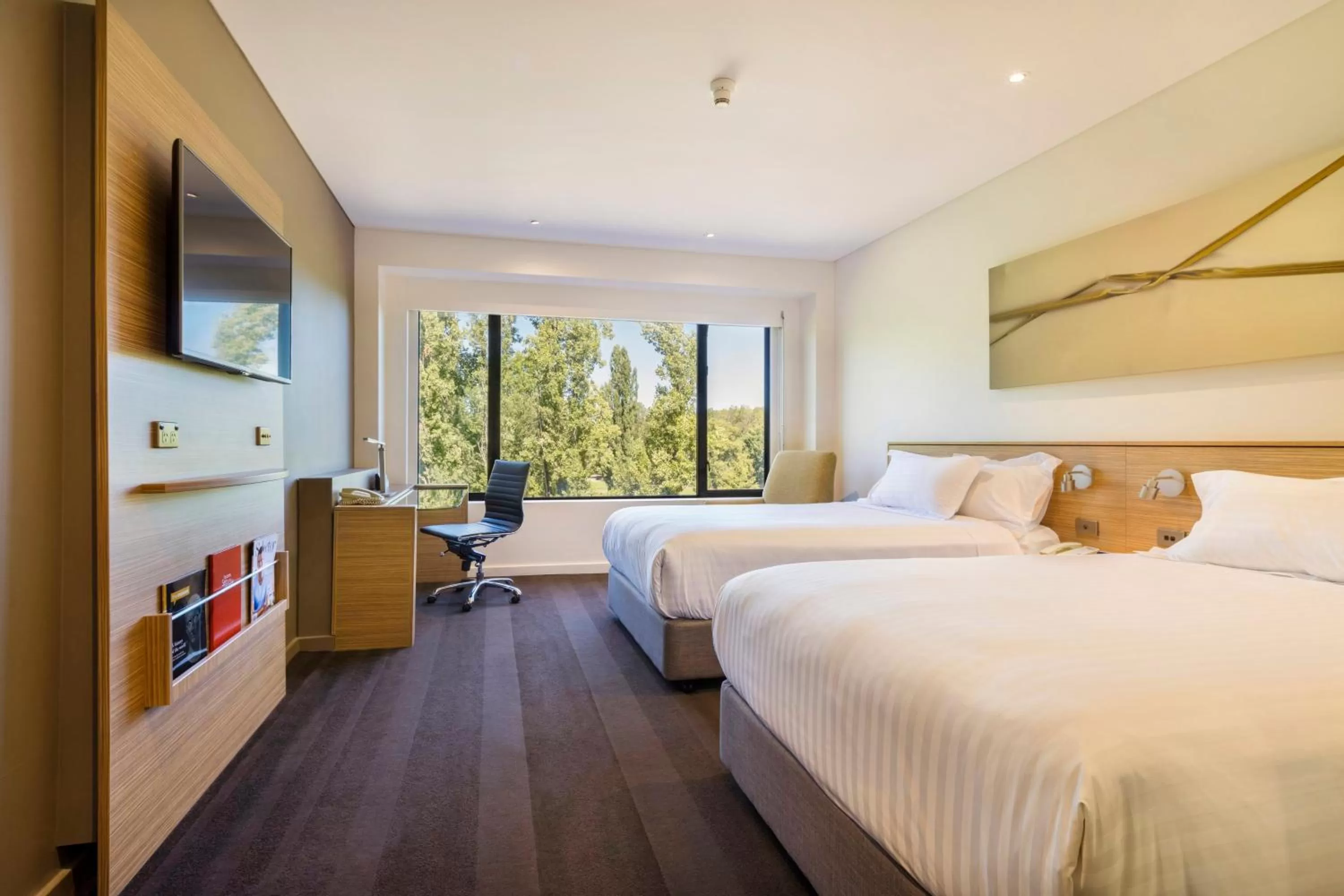 Photo of the whole room, Bed in Crowne Plaza Canberra by IHG