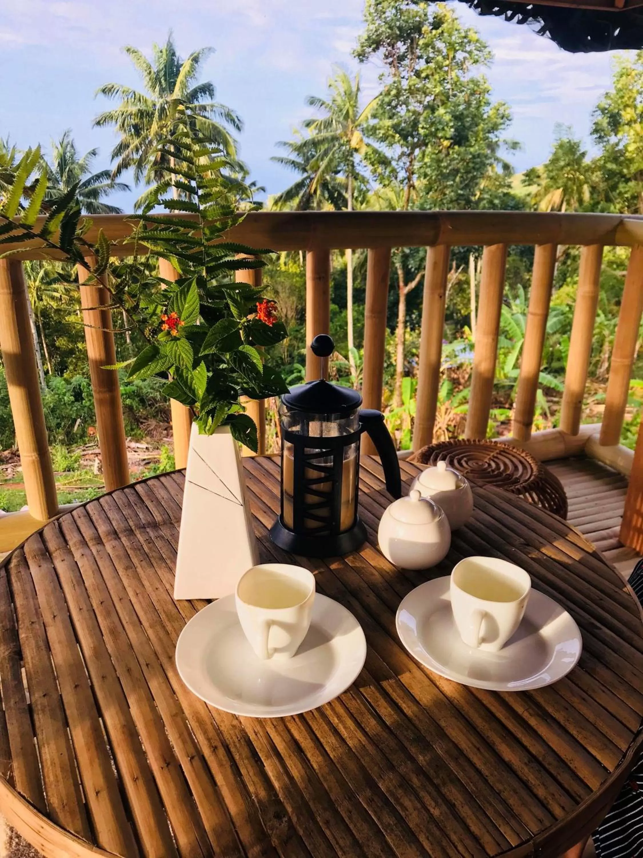 Patio in Bintana sa Paraiso Binunsaran