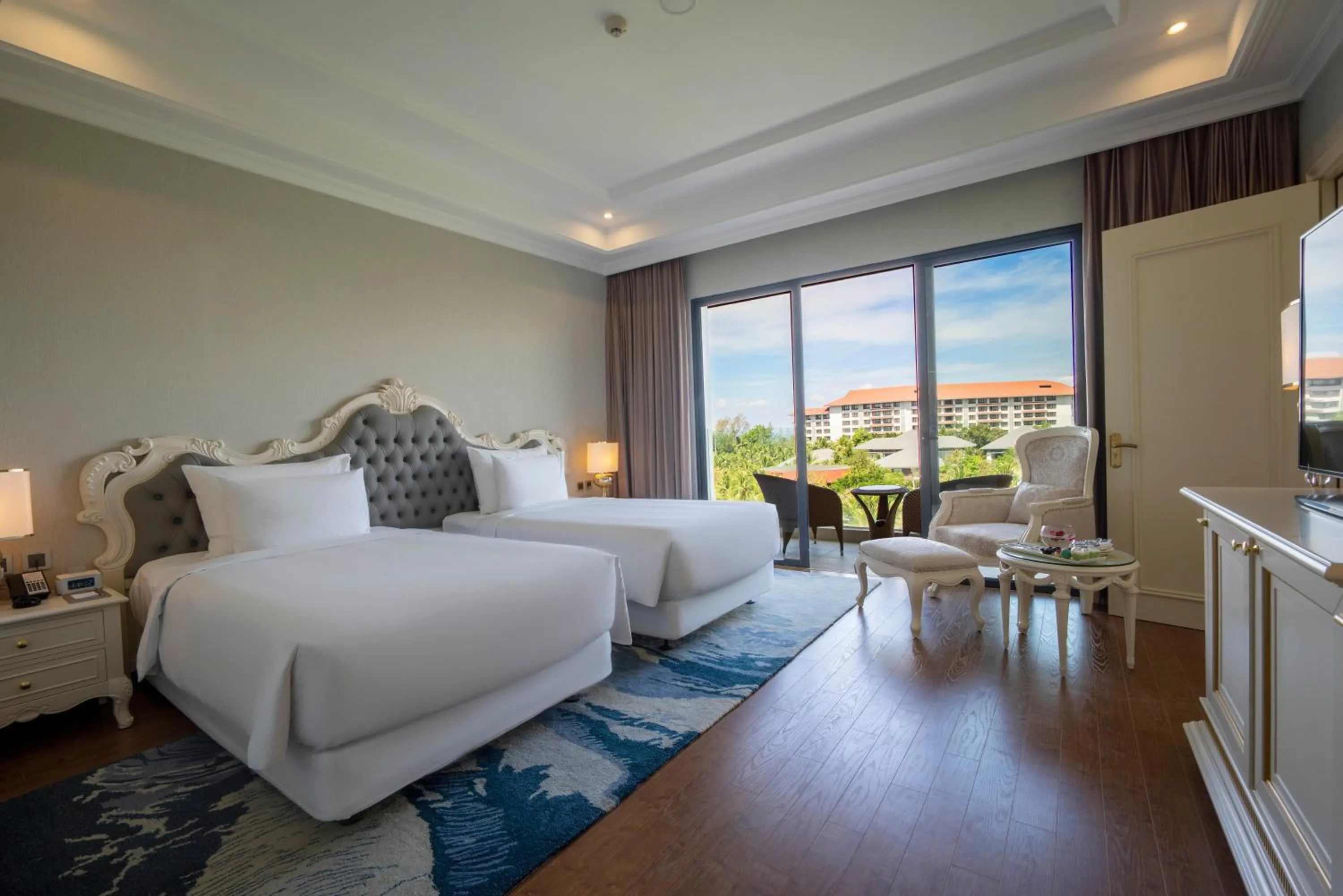 Bedroom, Bed in Radisson Blu Resort Phu Quoc