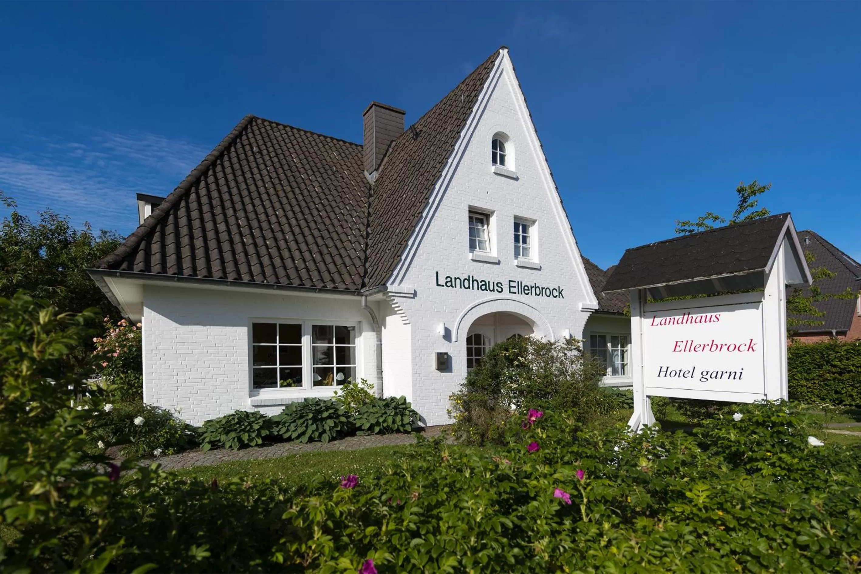 Facade/entrance in Hotel Landhaus Ellerbrock