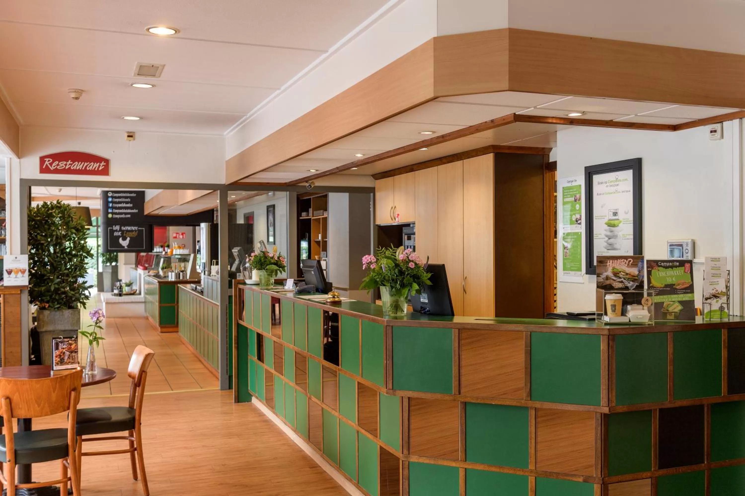 Lobby or reception in Campanile Hotel & Restaurant Zwolle