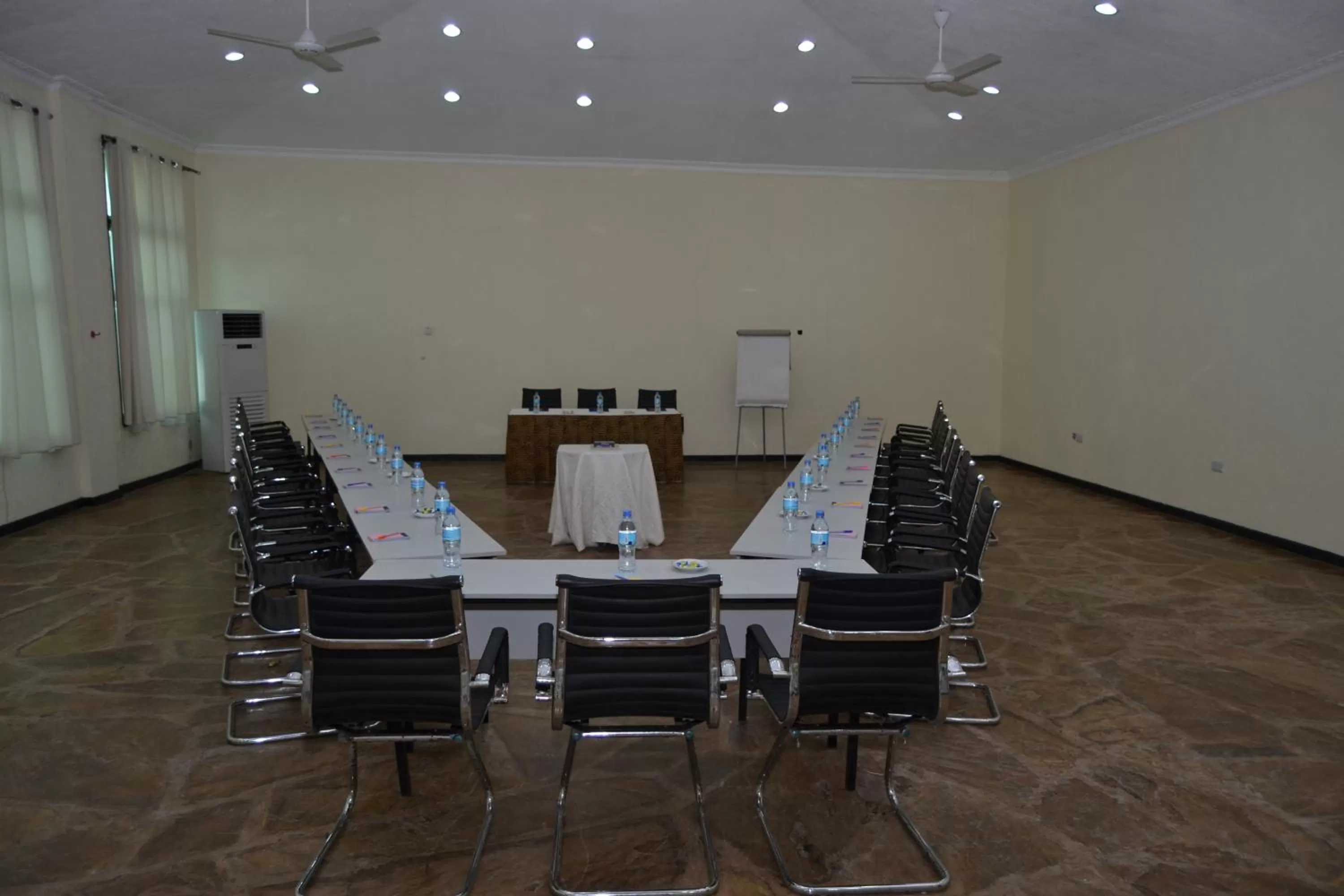 Business facilities in Serene Beach Resort