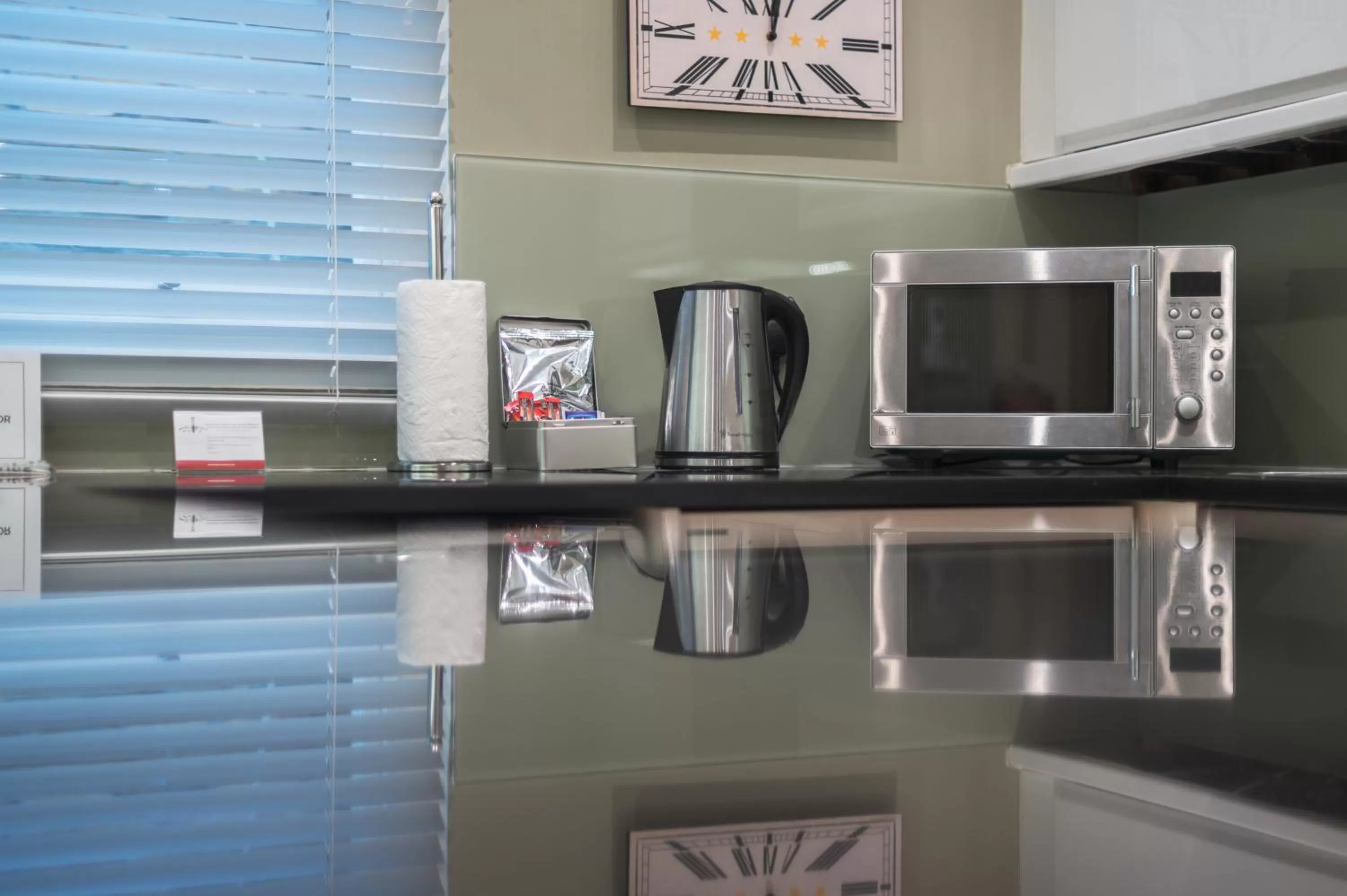 Coffee/tea facilities in No1 The Mansions By Mansley