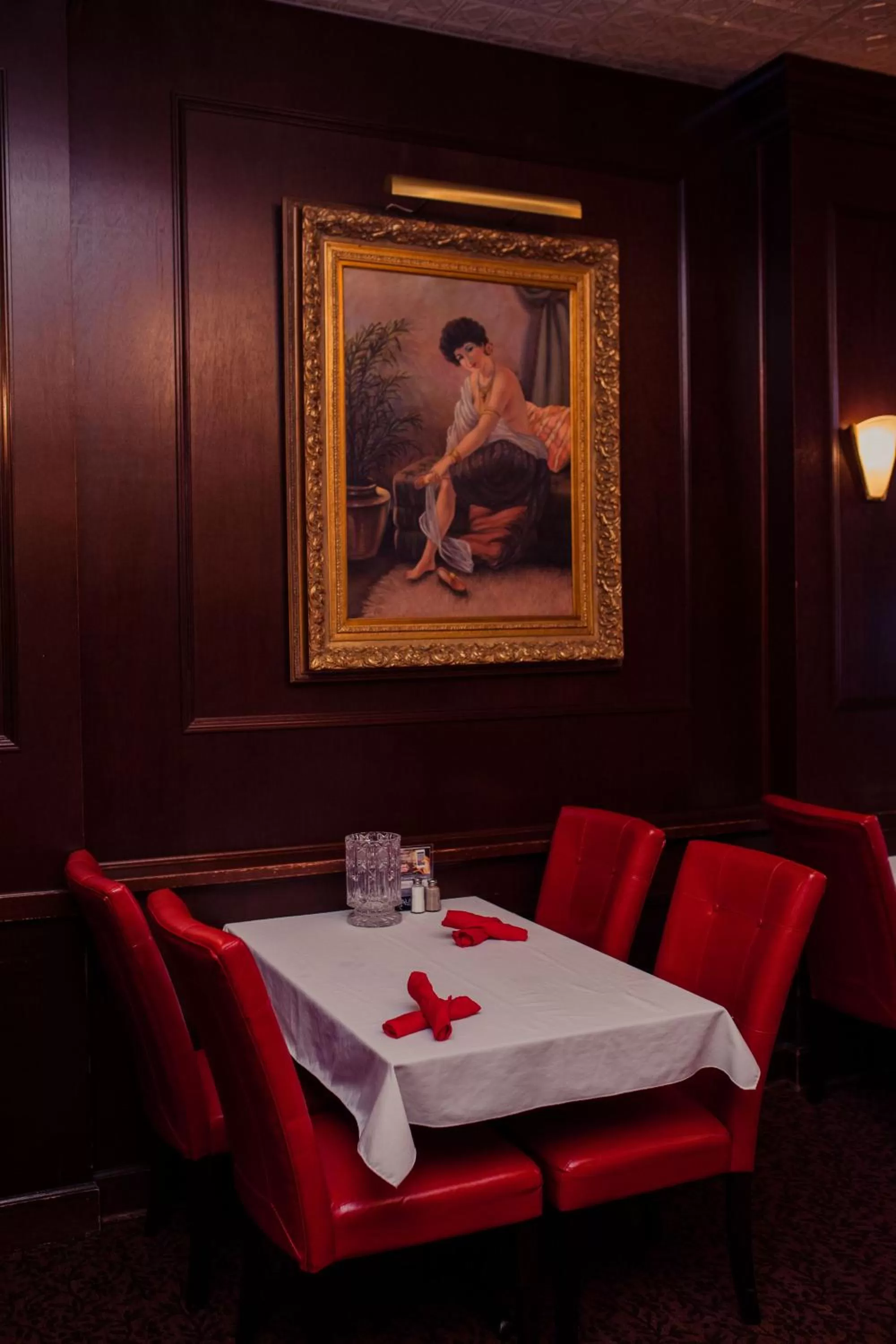 Restaurant/places to eat in Gilmore Hotel, Trademark Collection by Wyndham