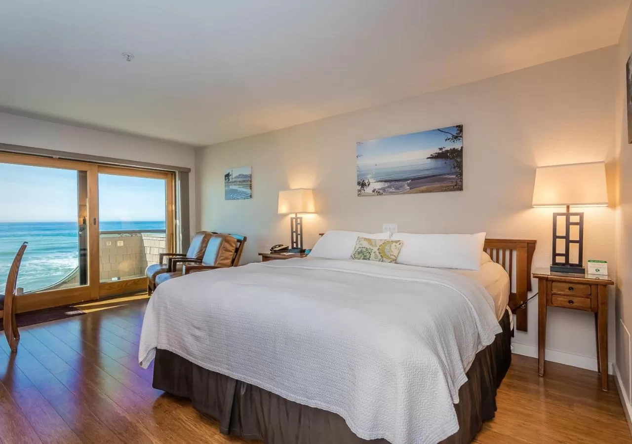 Balcony/Terrace, Bed in Moonstone Landing