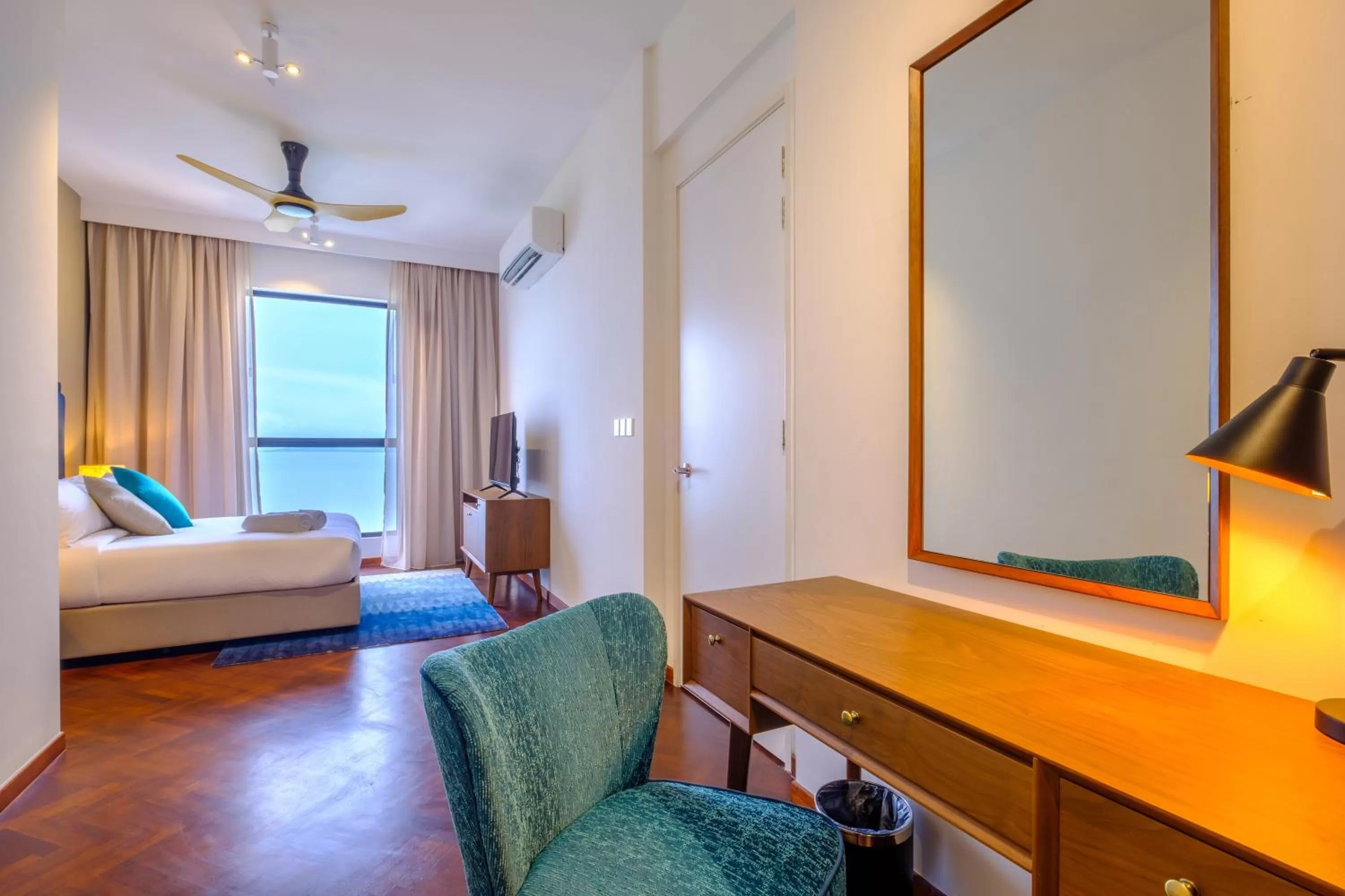 Bedroom, Bed in Tanjung Point Residences