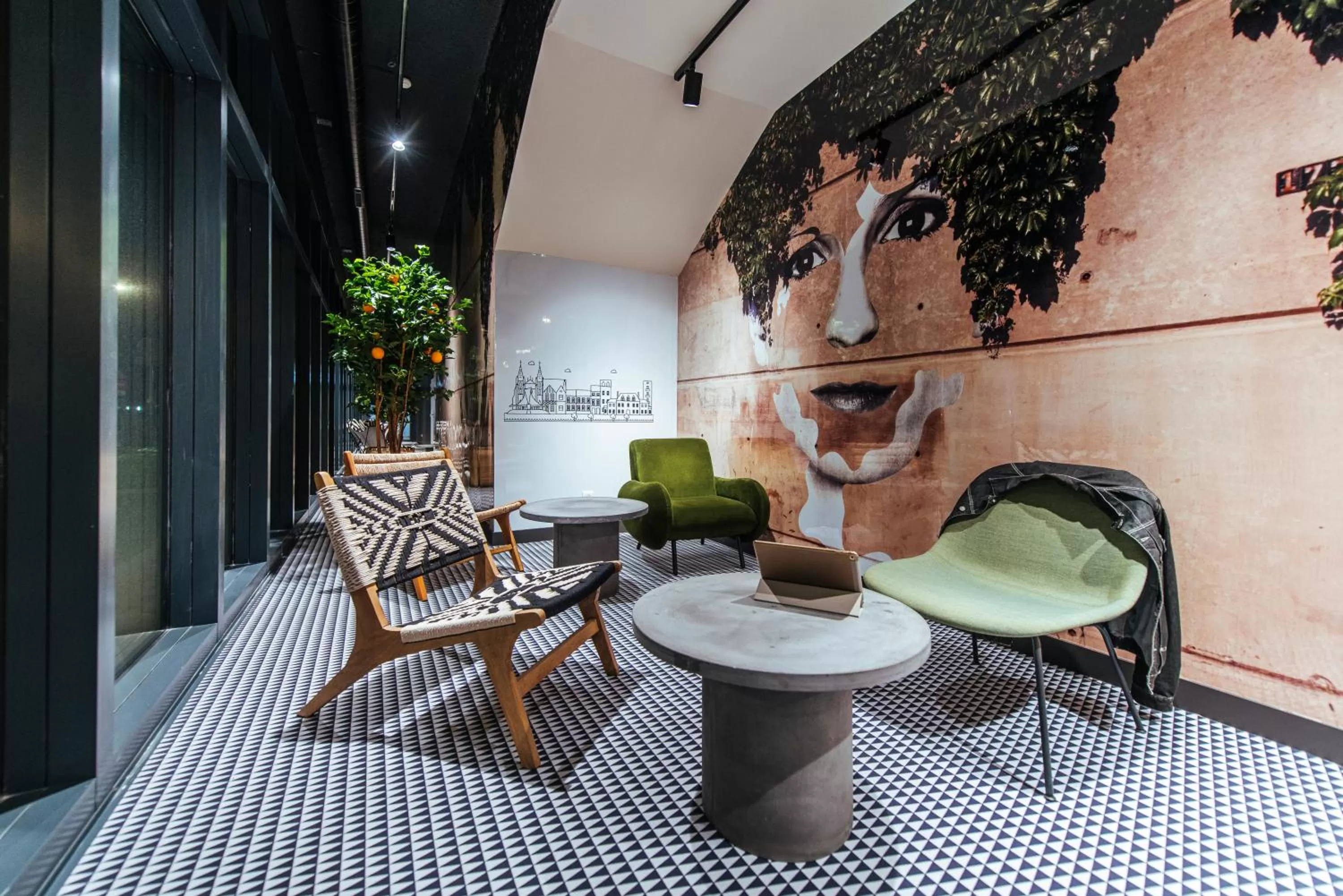 Decorative detail in ibis budget Rouen Centre Rive Gauche