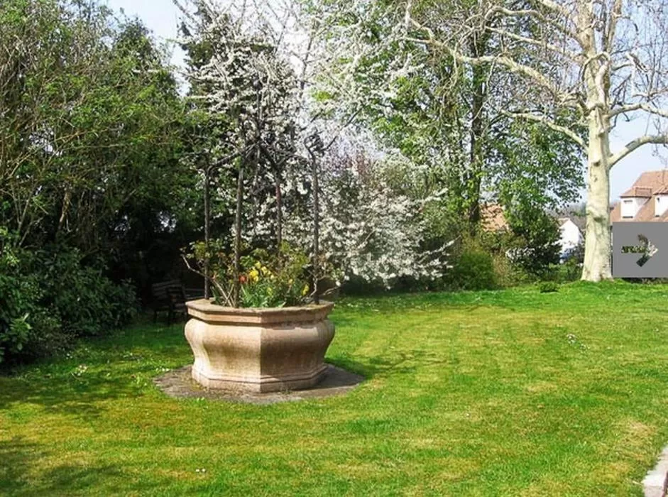 Day in Clos Saint Nicolas