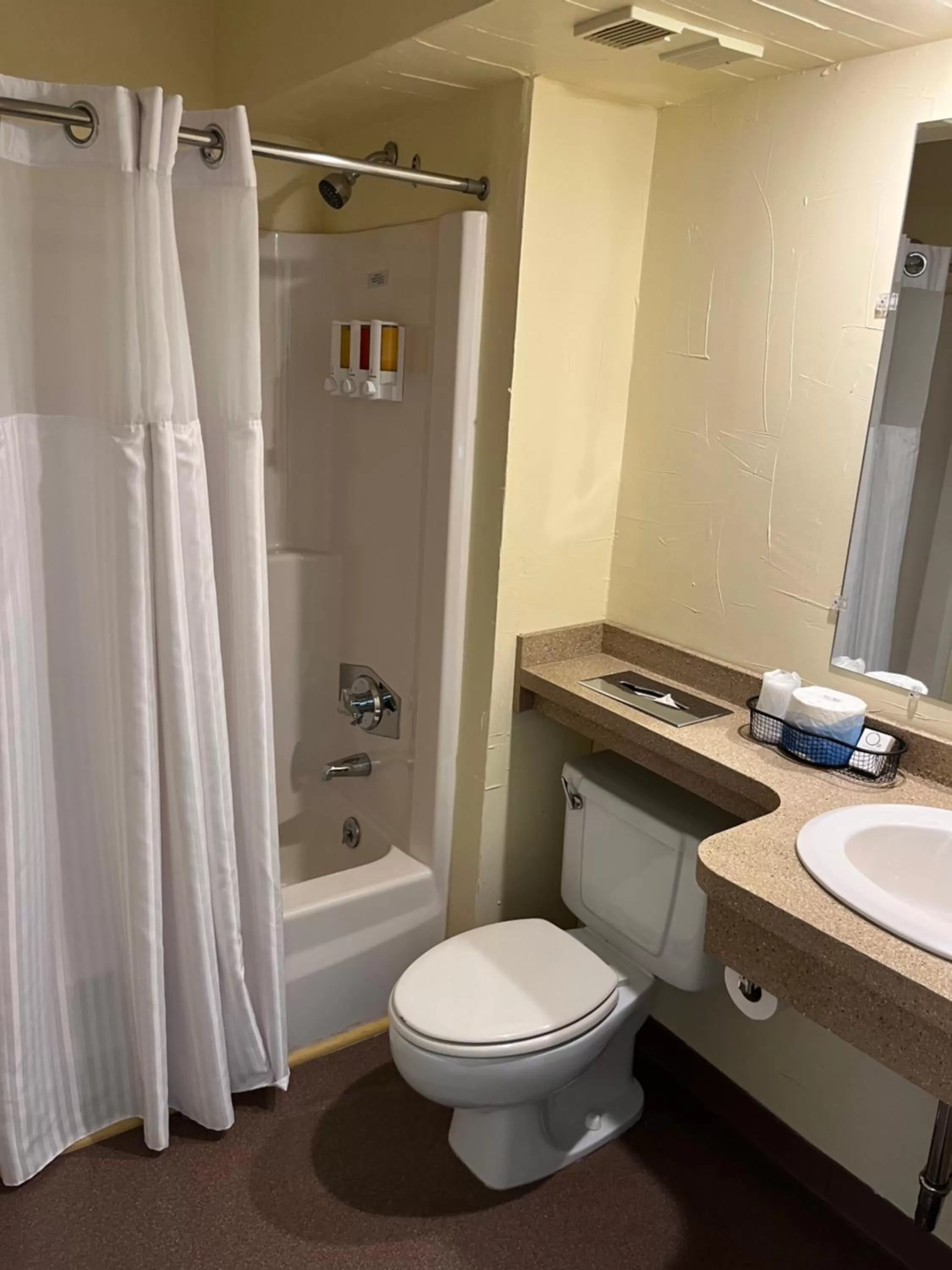 Bathroom in Lodge at Bromley