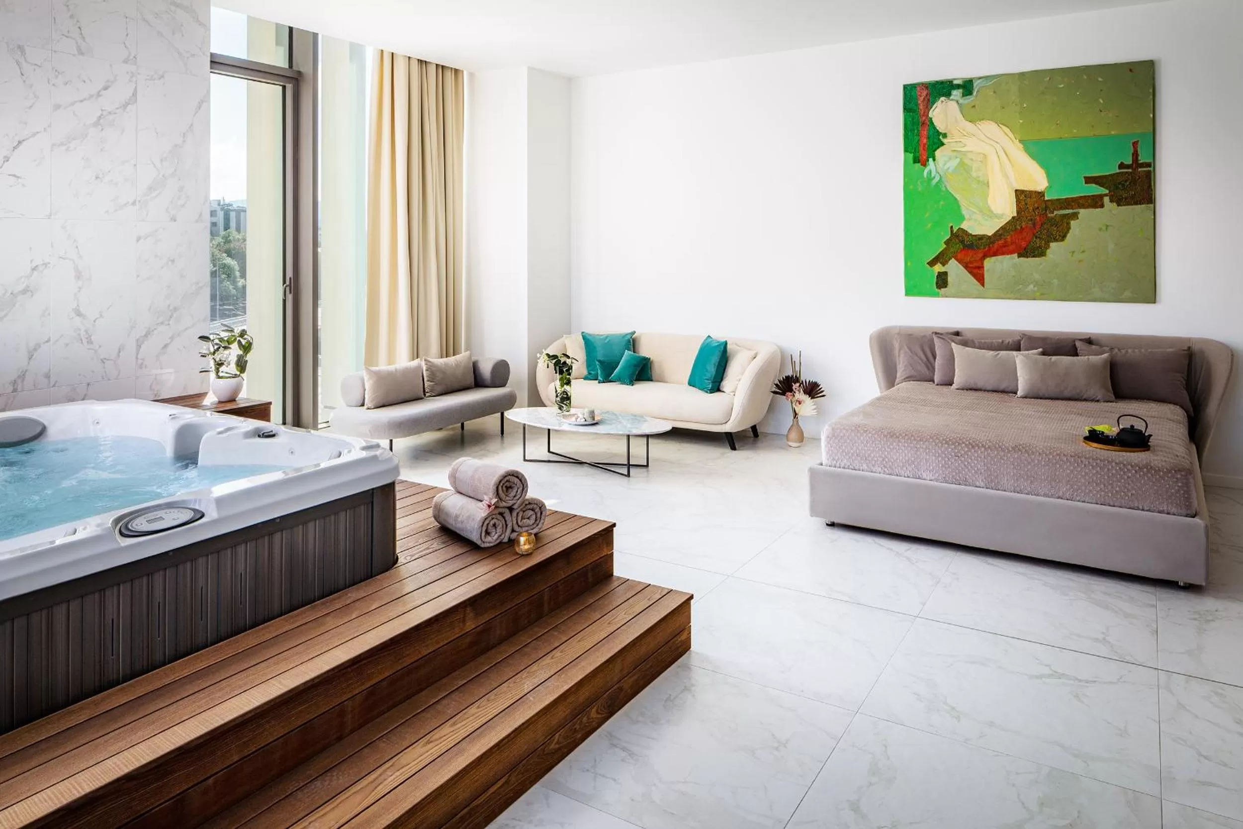 Seating area, Bed in Grand Hotel Millennium Sofia