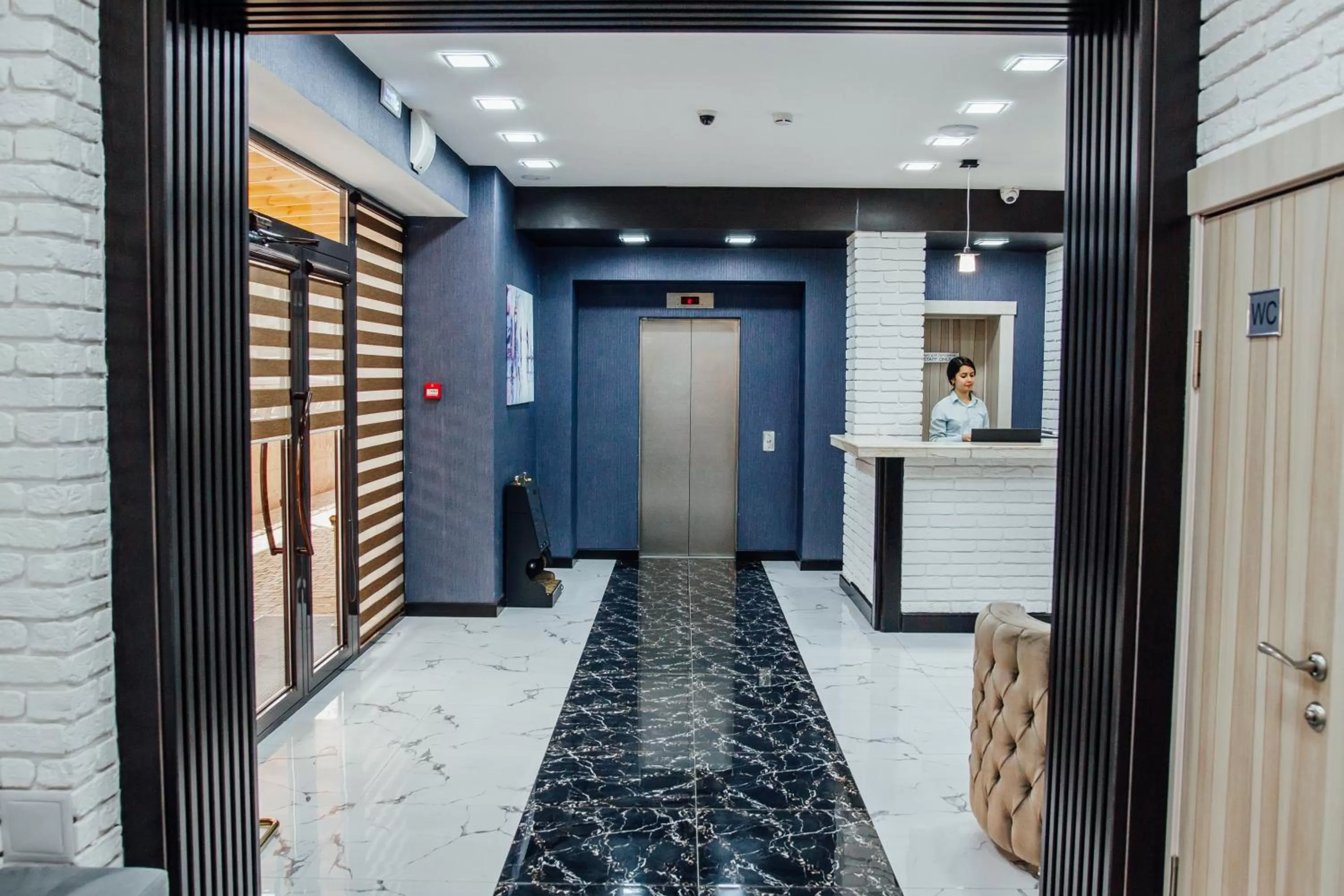 Lobby or reception in Express City Hotel