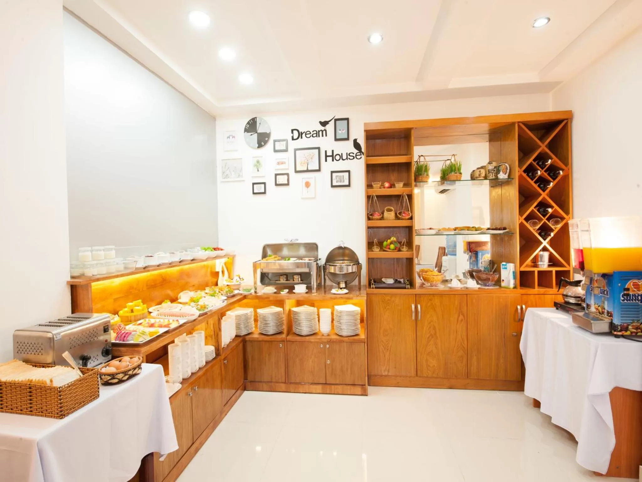 Breakfast in Vilion Boutique Hotel Ben Thanh