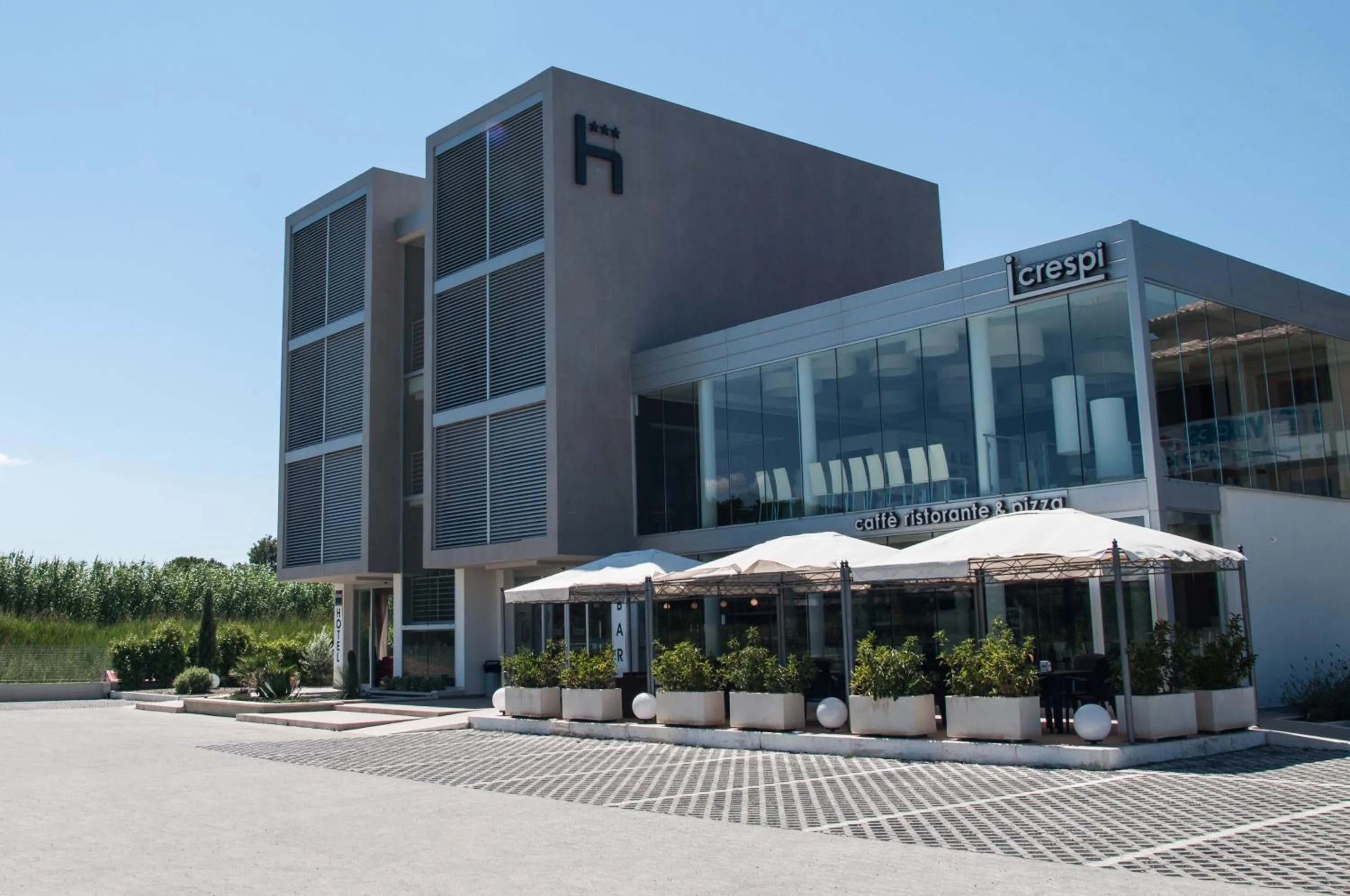 Facade/entrance in Hotel I Crespi