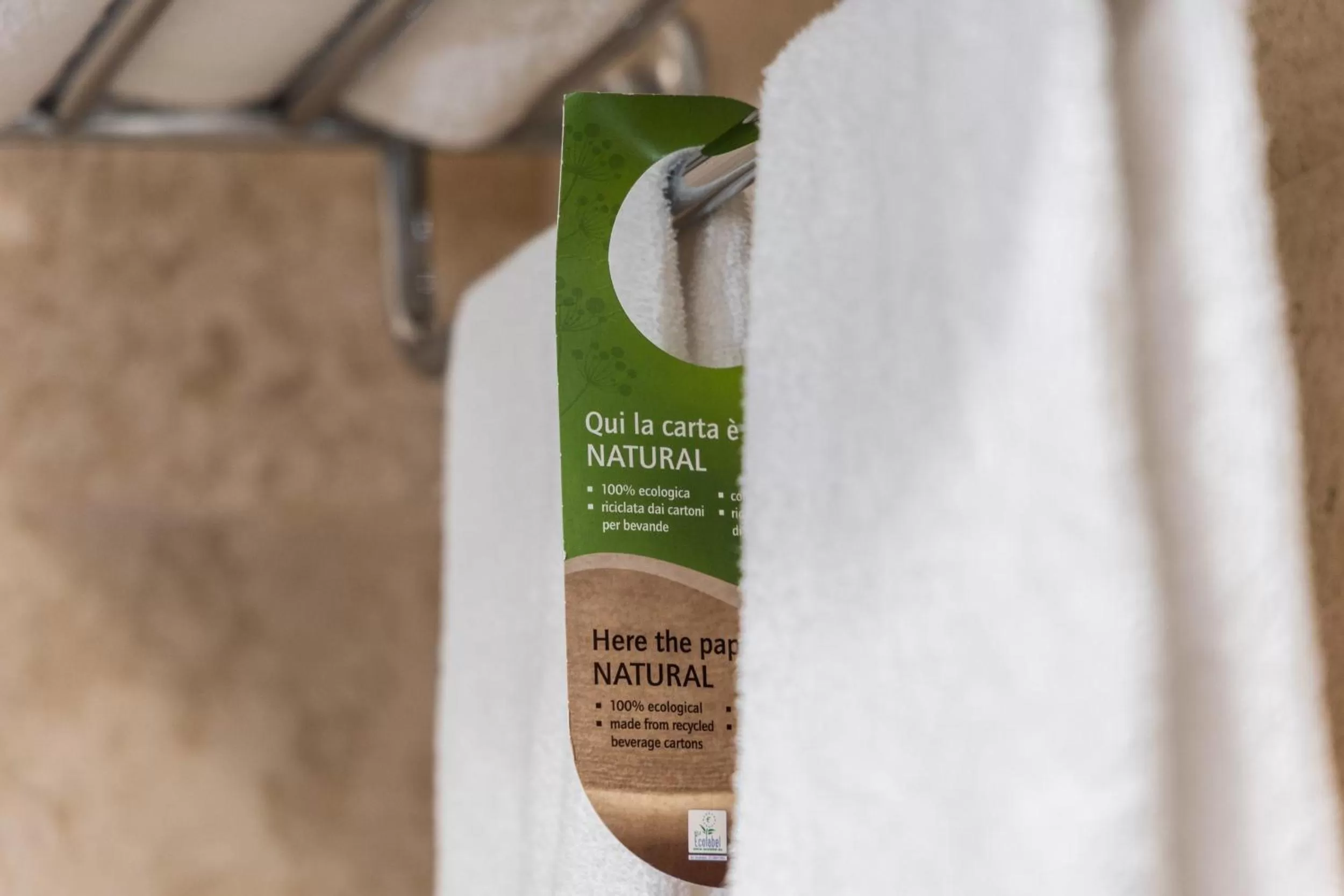 towels in Hotel Ungheria Varese 1946