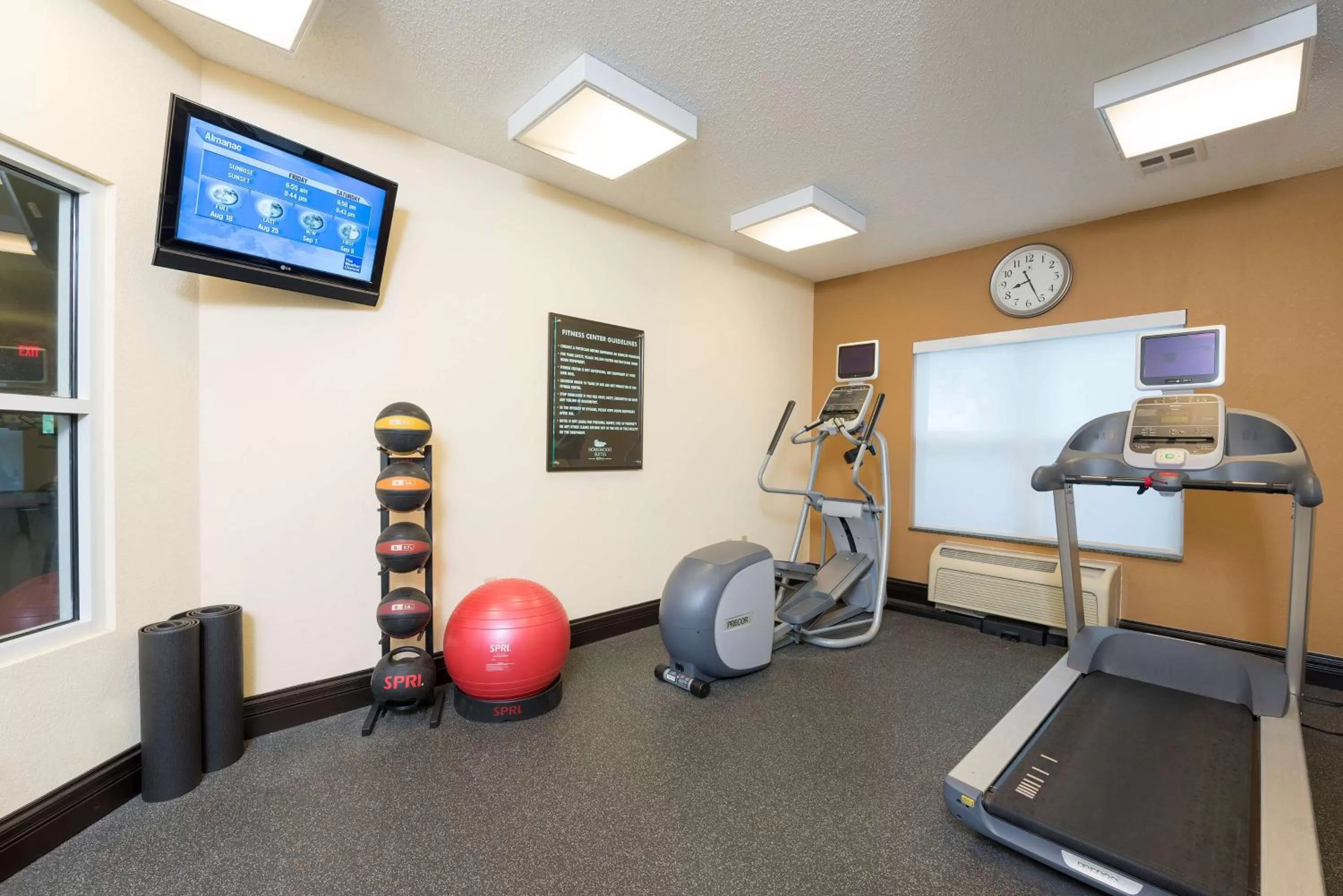 Fitness centre/facilities in Homewood Suites by Hilton Indianapolis Airport / Plainfield
