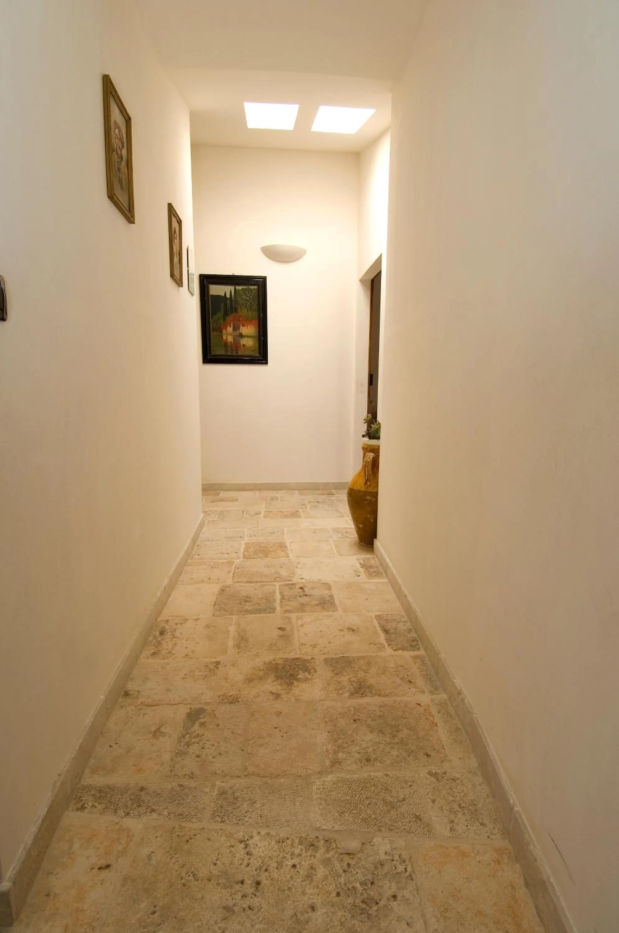 Decorative detail in Hotel Palazzo D'Erchia