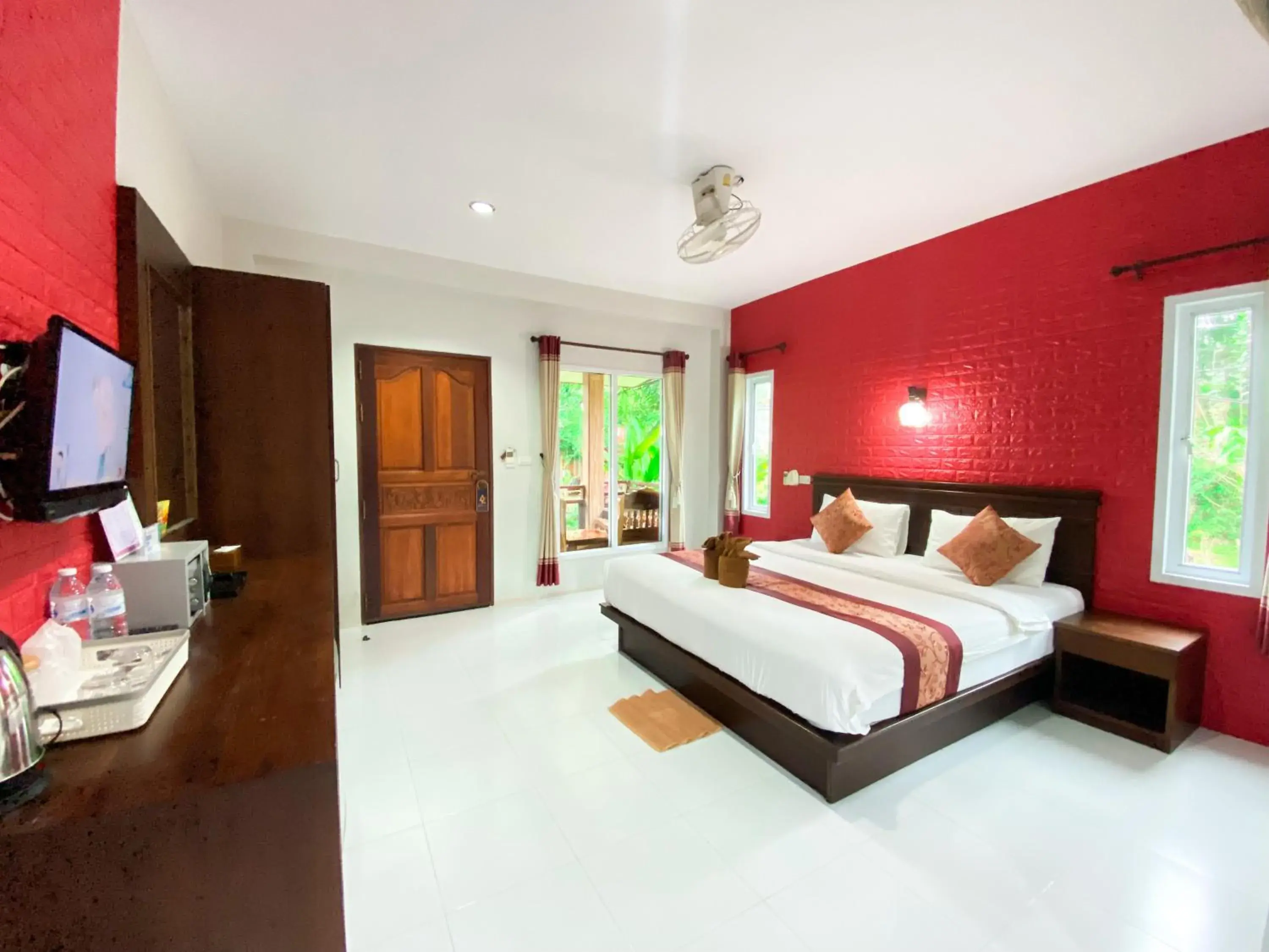 Superior Double Room in Hatzanda Lanta Resort - SHA Extra Plus Superior Double Room in Hatzanda Lanta Resort - SHA Extra Plus