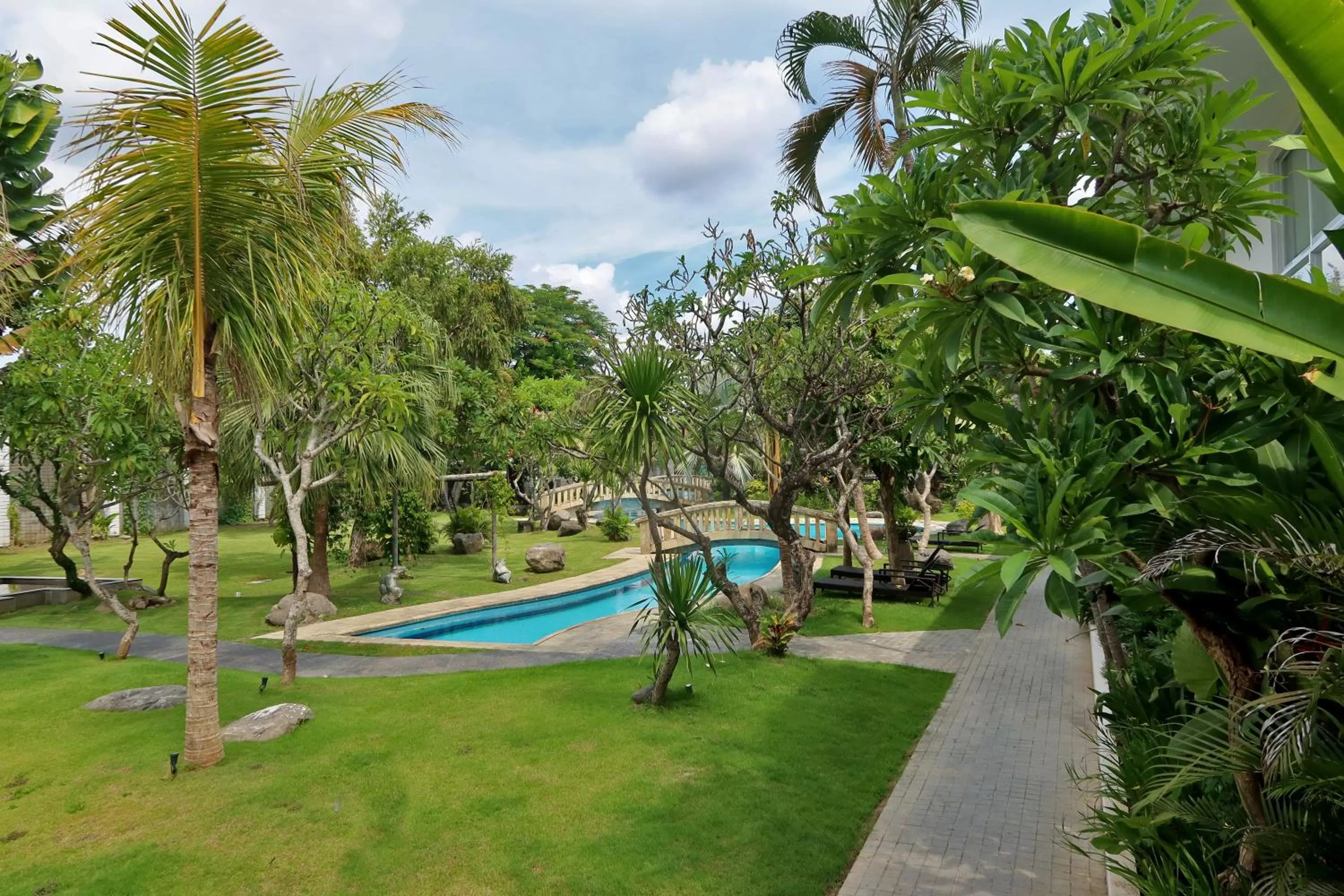 Garden in The Cakra Hotel