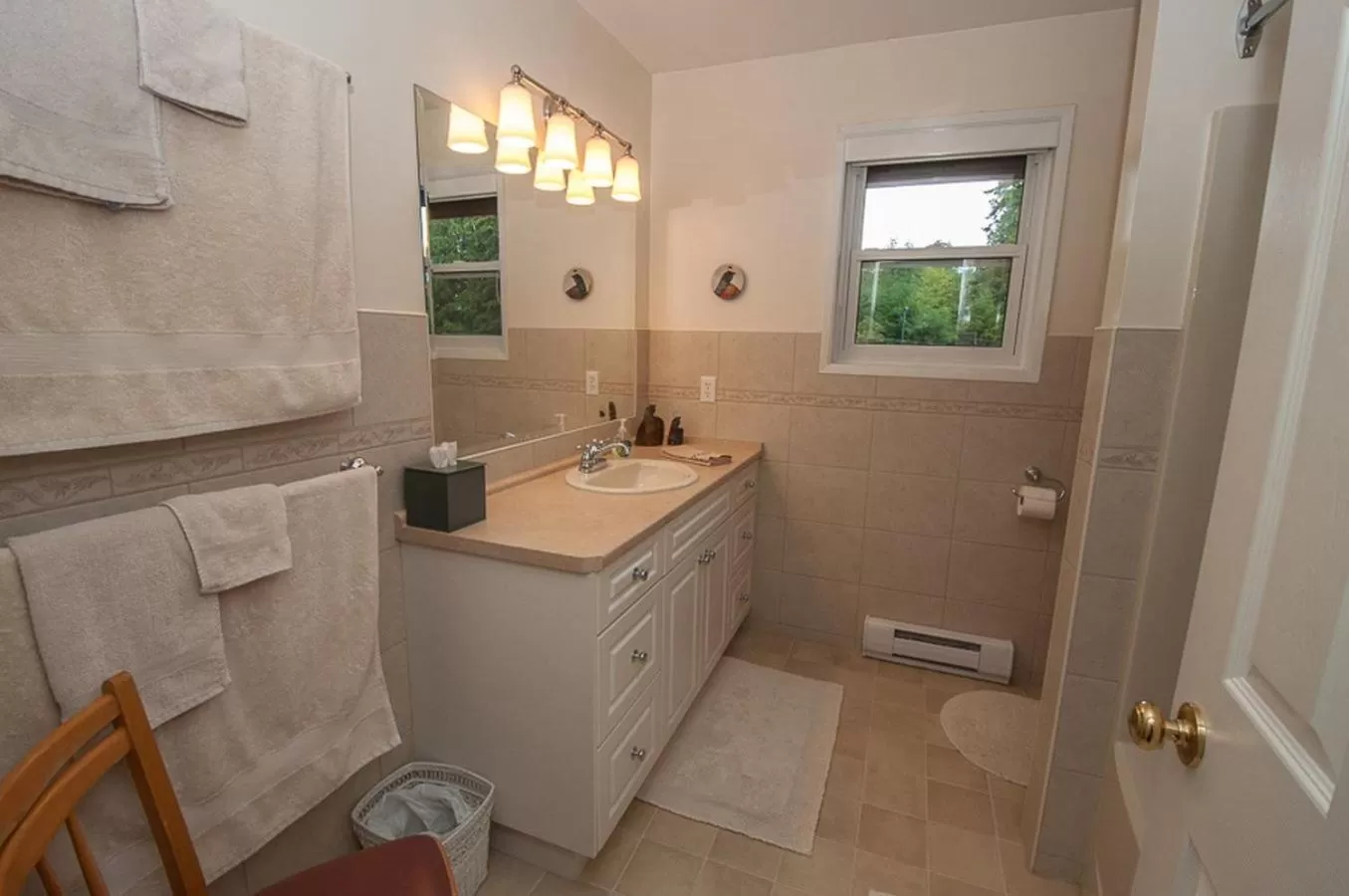 Bathroom in Laurel's Cottage by Elevate Rooms