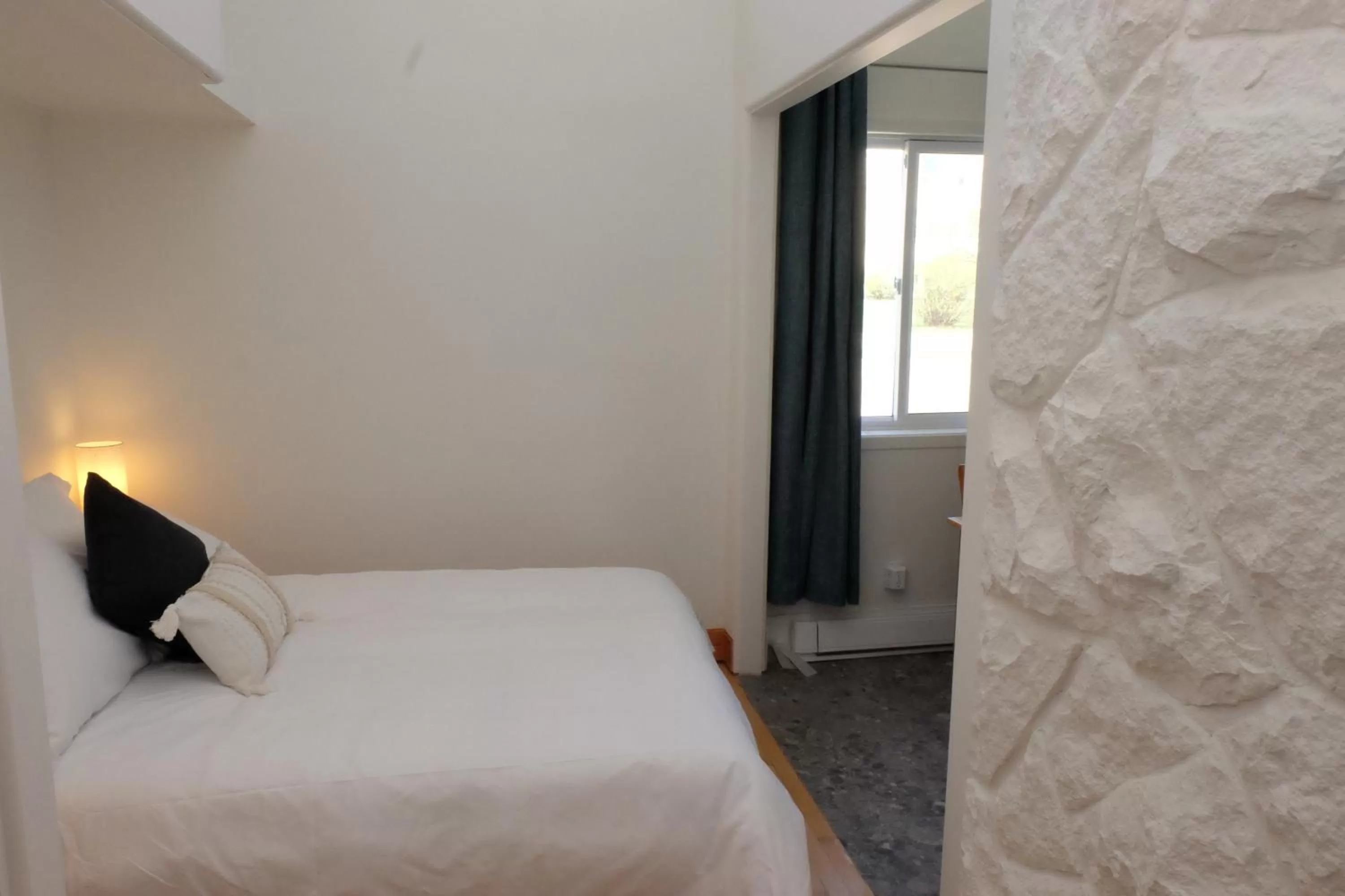 Bed in Auberge Mélilot