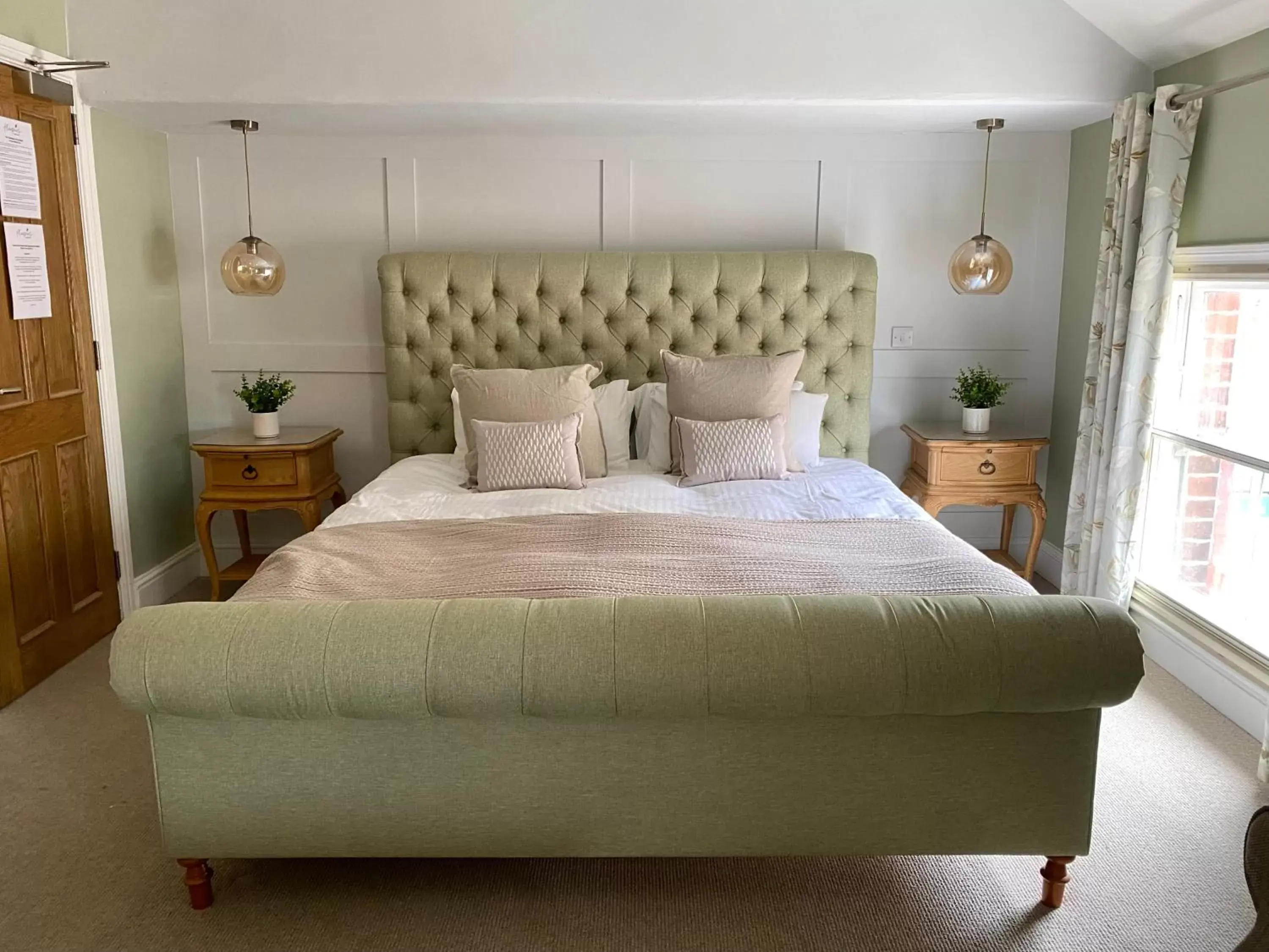 One-Bedroom Suite in Harpur's of Melbourne One-Bedroom Suite in Harpur's of Melbourne